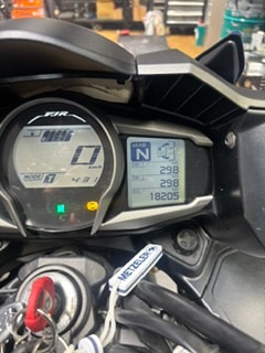 YAMAHA FJR 1300-image-2