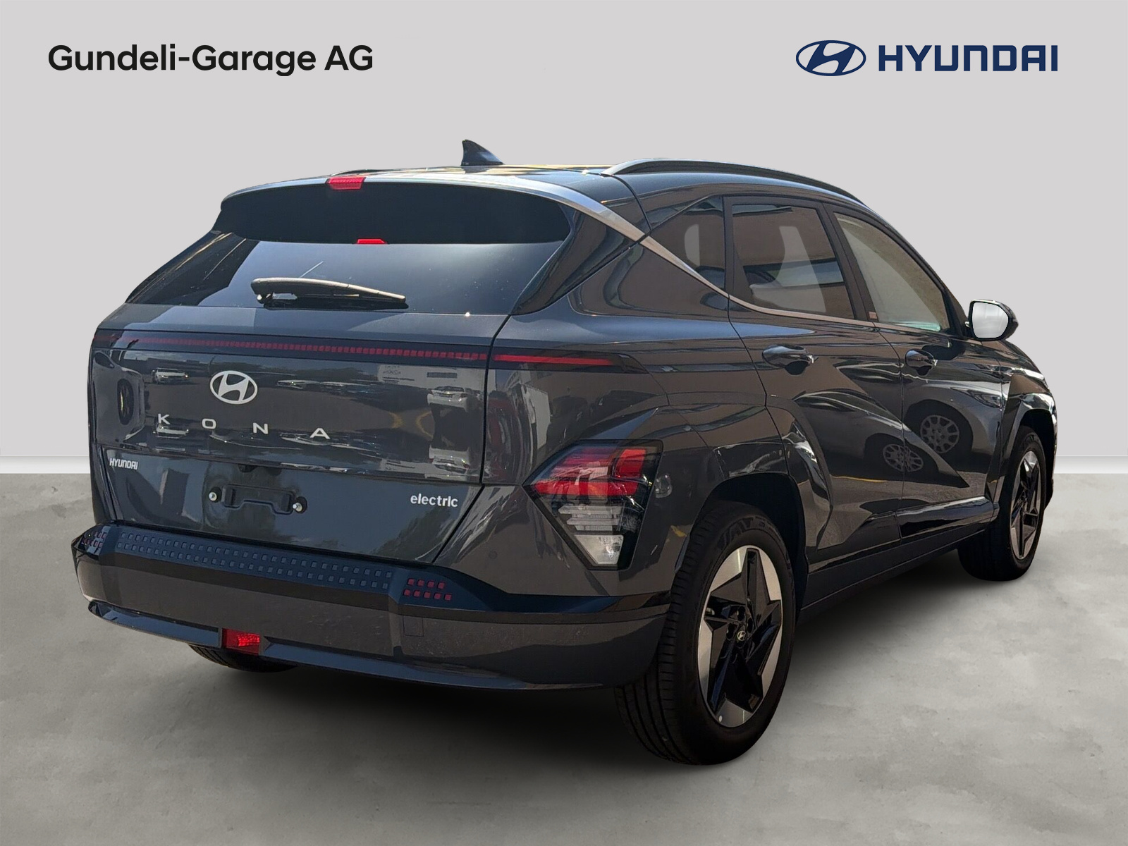 HYUNDAI Kona EV 65.4 kWh Amplia-showroom-element-3