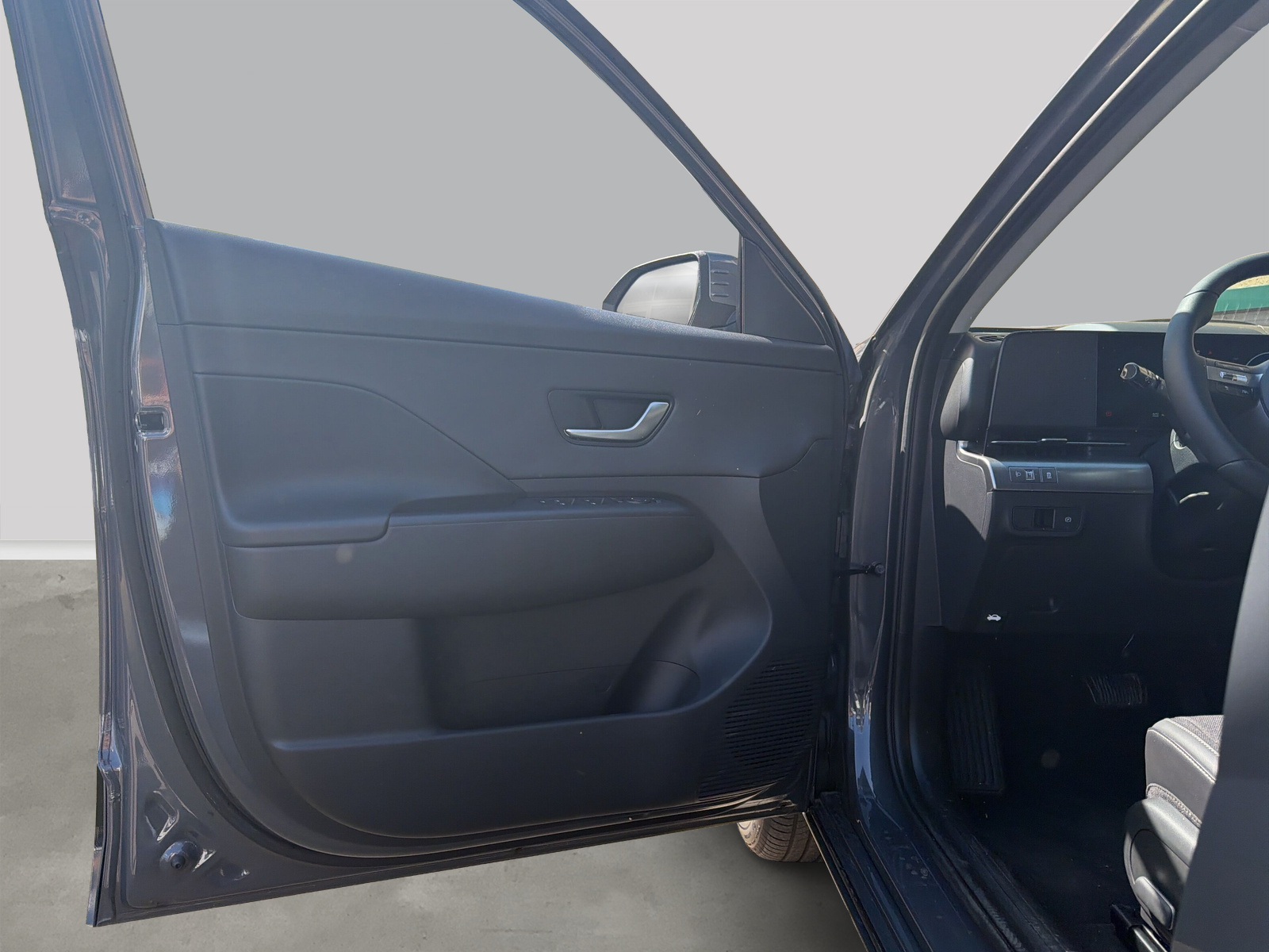 HYUNDAI Kona EV 65.4 kWh Amplia-image-6