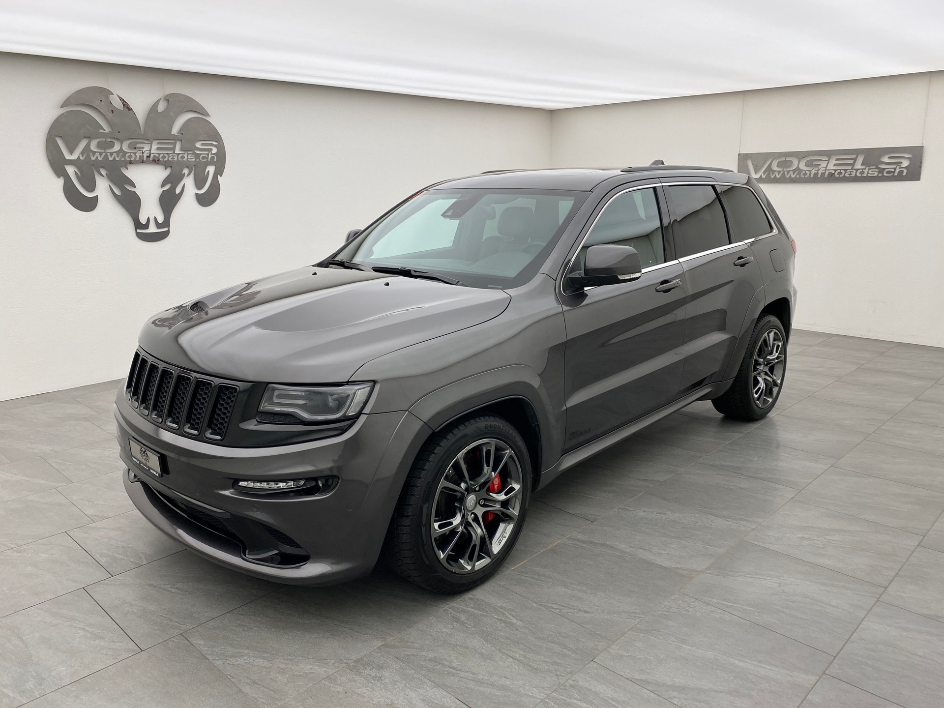 JEEP Grand Cherokee SRT 6.4-image-0