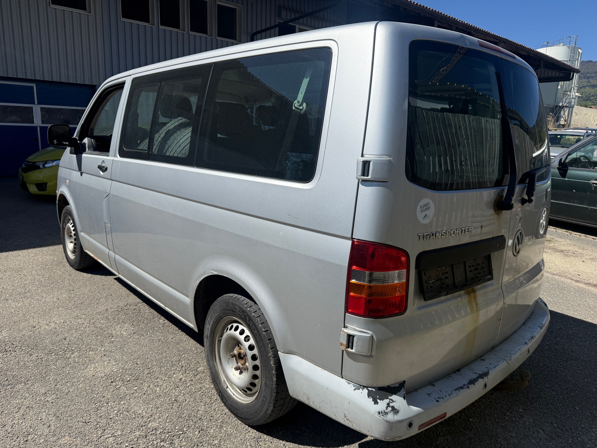VW T5 Caravelle Trend 2.5 TDI PD-image-3