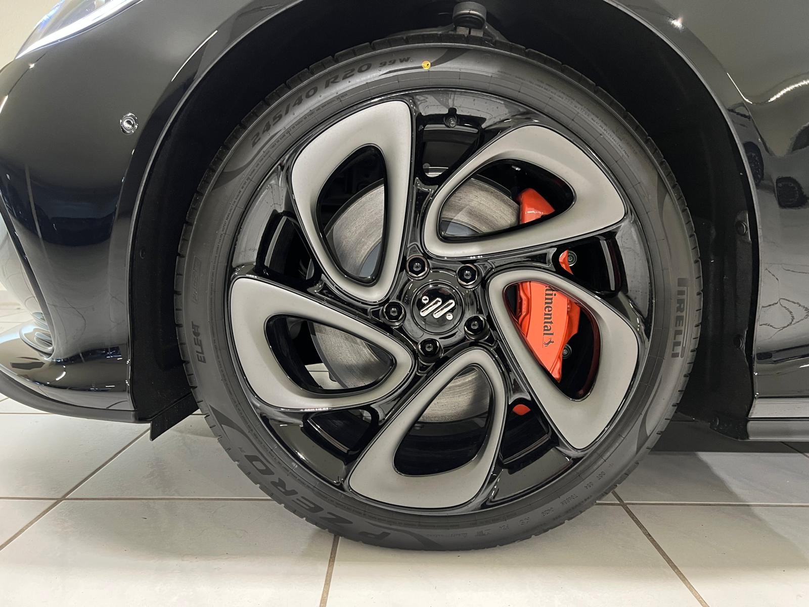 MG IM5 EV 100kWh Performance 20 AWD-image-5