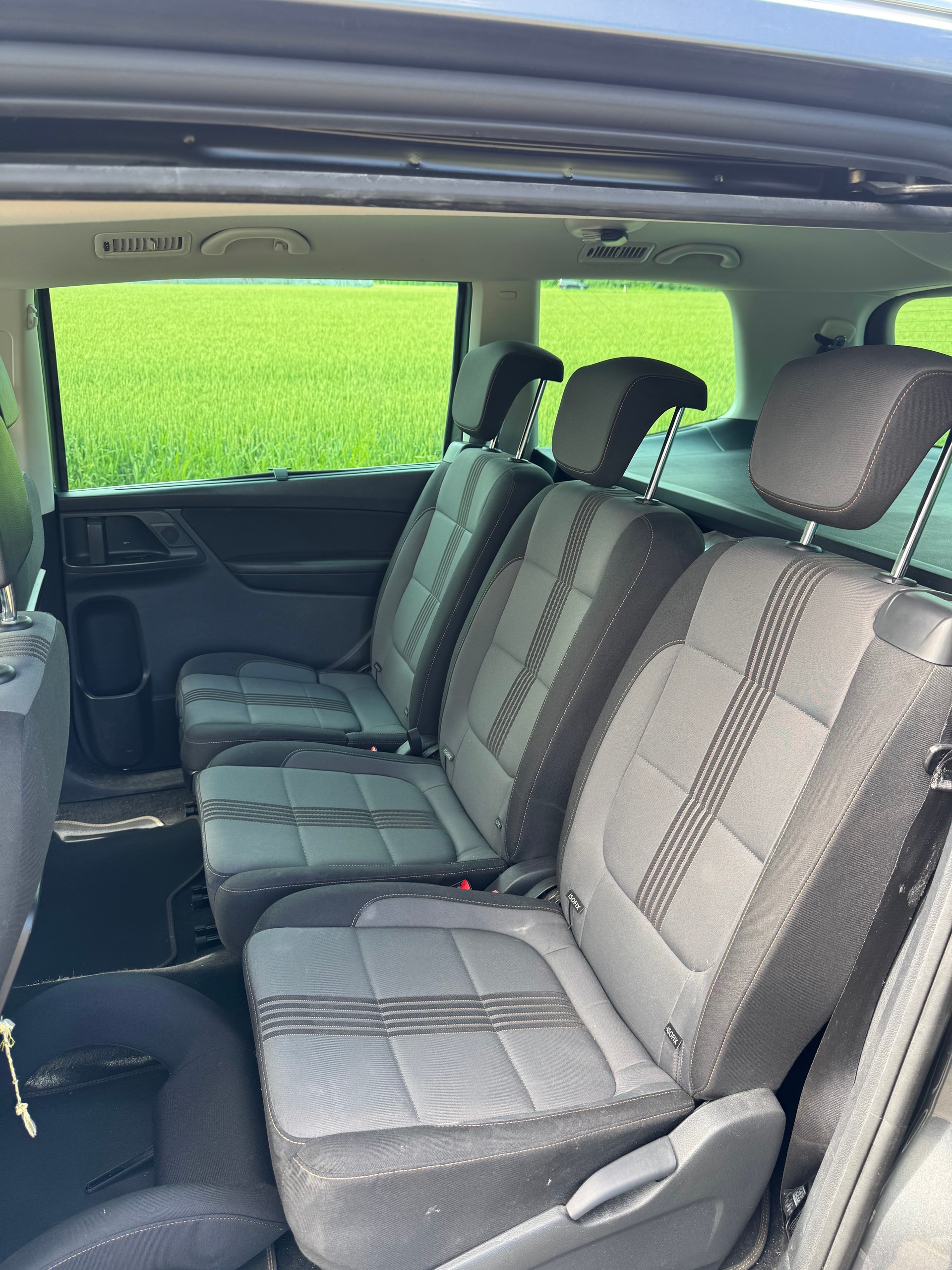 VW Sharan 2.0 TDI BMT Sound 4Motion DSG-image-8
