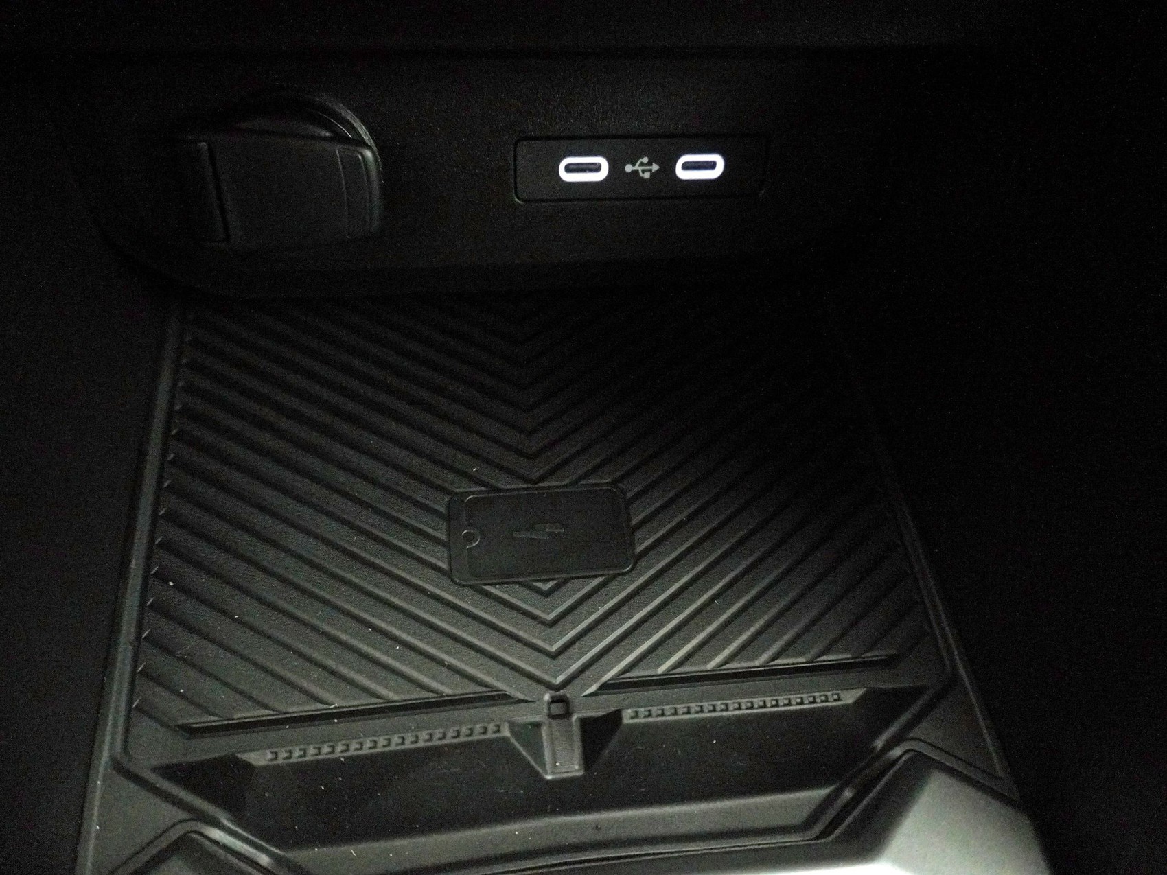 DACIA Duster 1.2 Hybrid-G Extreme 4x4-image-13
