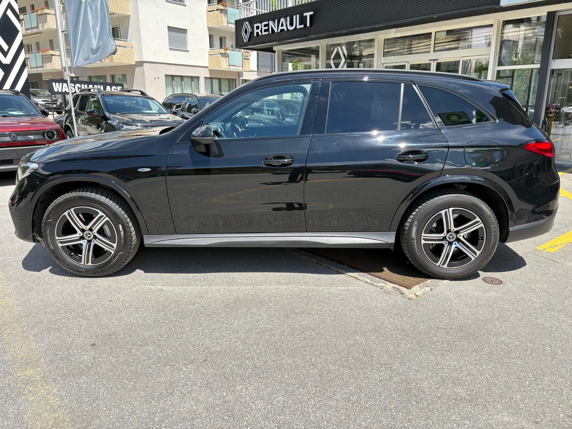 MERCEDES-BENZ GLC 300 e 4M 9G-Tronic-image-7
