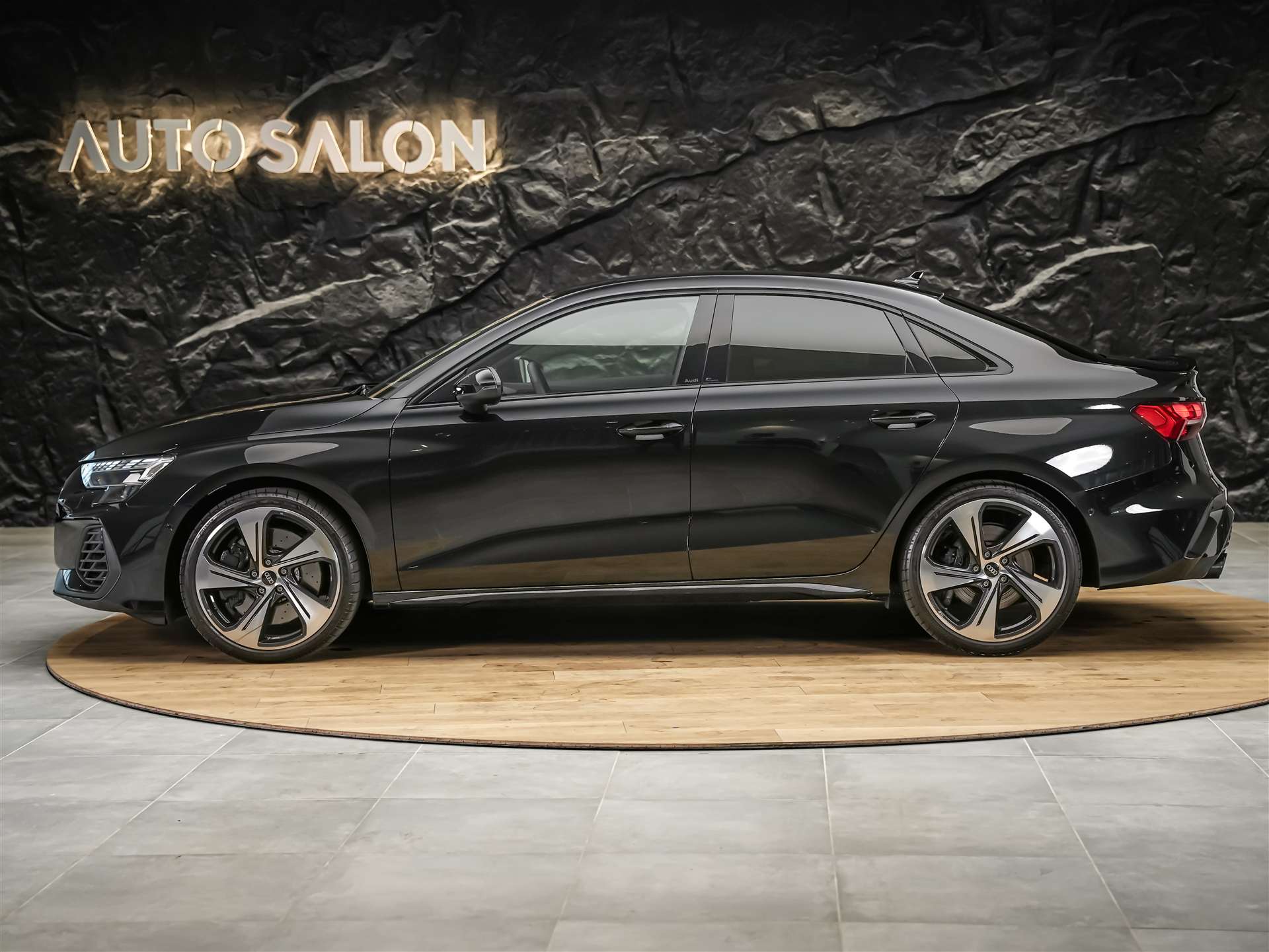 AUDI S3 Limousine 2.0 TFSI quattro S-Tronic *Facelift*Kamera*19" Felgen*ACC*-showroom-element-2