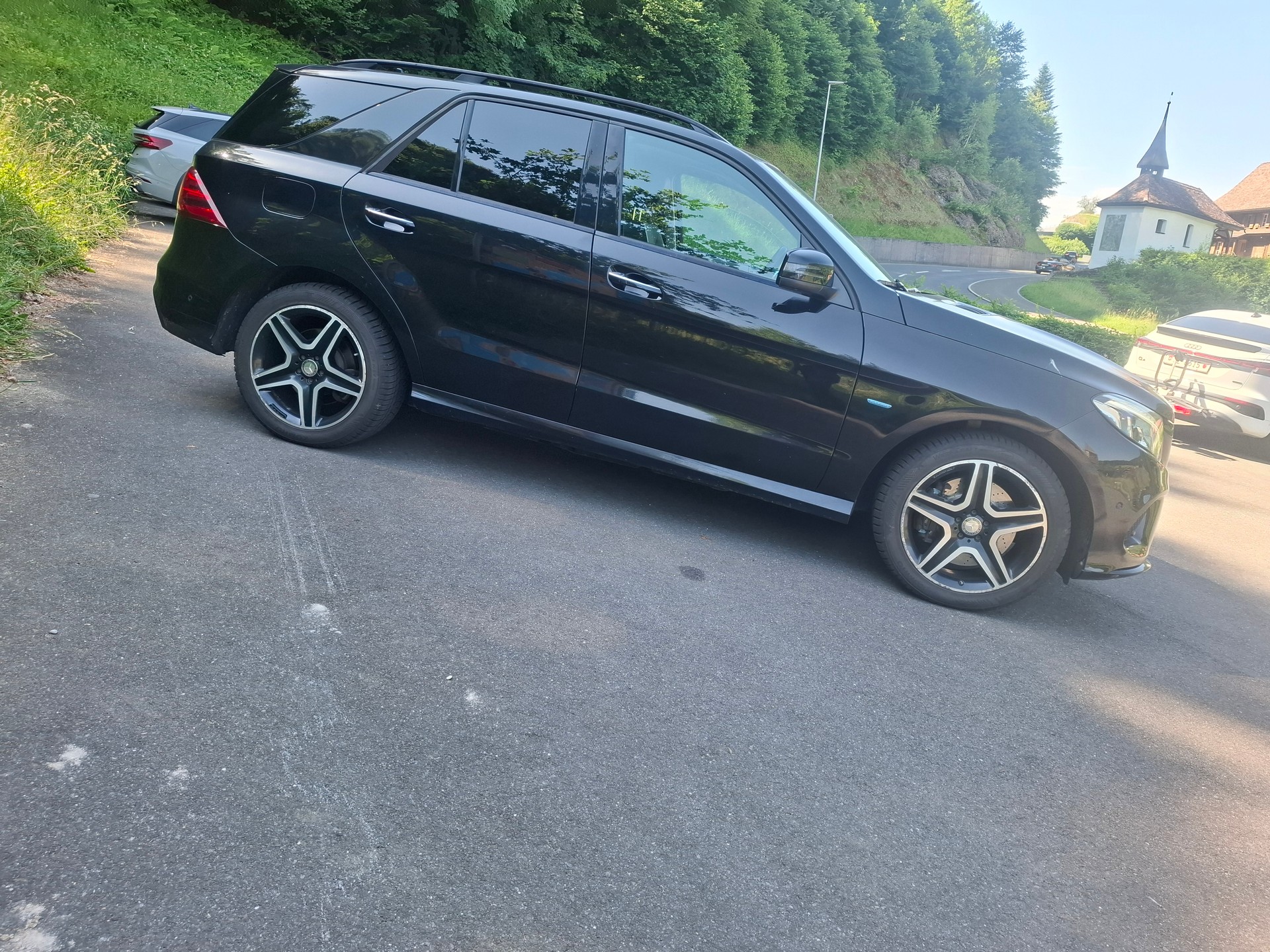 MERCEDES-BENZ GLE 500 e 4Matic 7G-Tronic-image-2