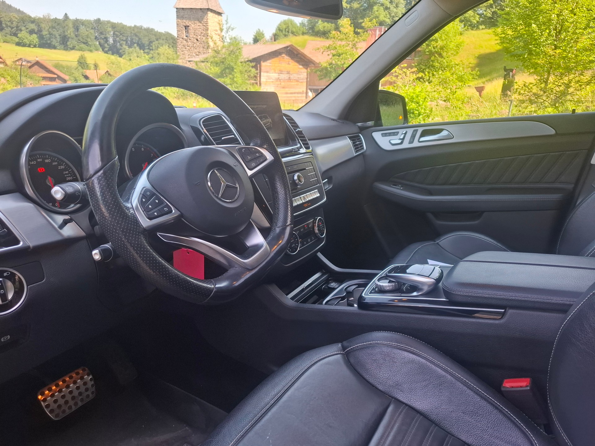 MERCEDES-BENZ GLE 500 e 4Matic 7G-Tronic-image-7