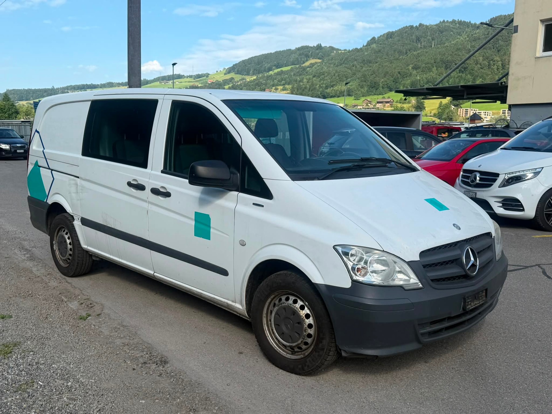 MERCEDES-BENZ Vito 113 CDI Mixto L-showroom-element-2