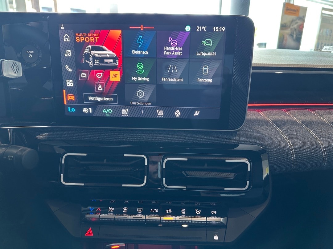 RENAULT R5 E-Tech Comfort Range 52 kWh Techno-image-14