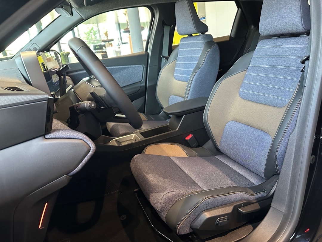 RENAULT R5 E-Tech Comfort Range 52 kWh Techno-image-10