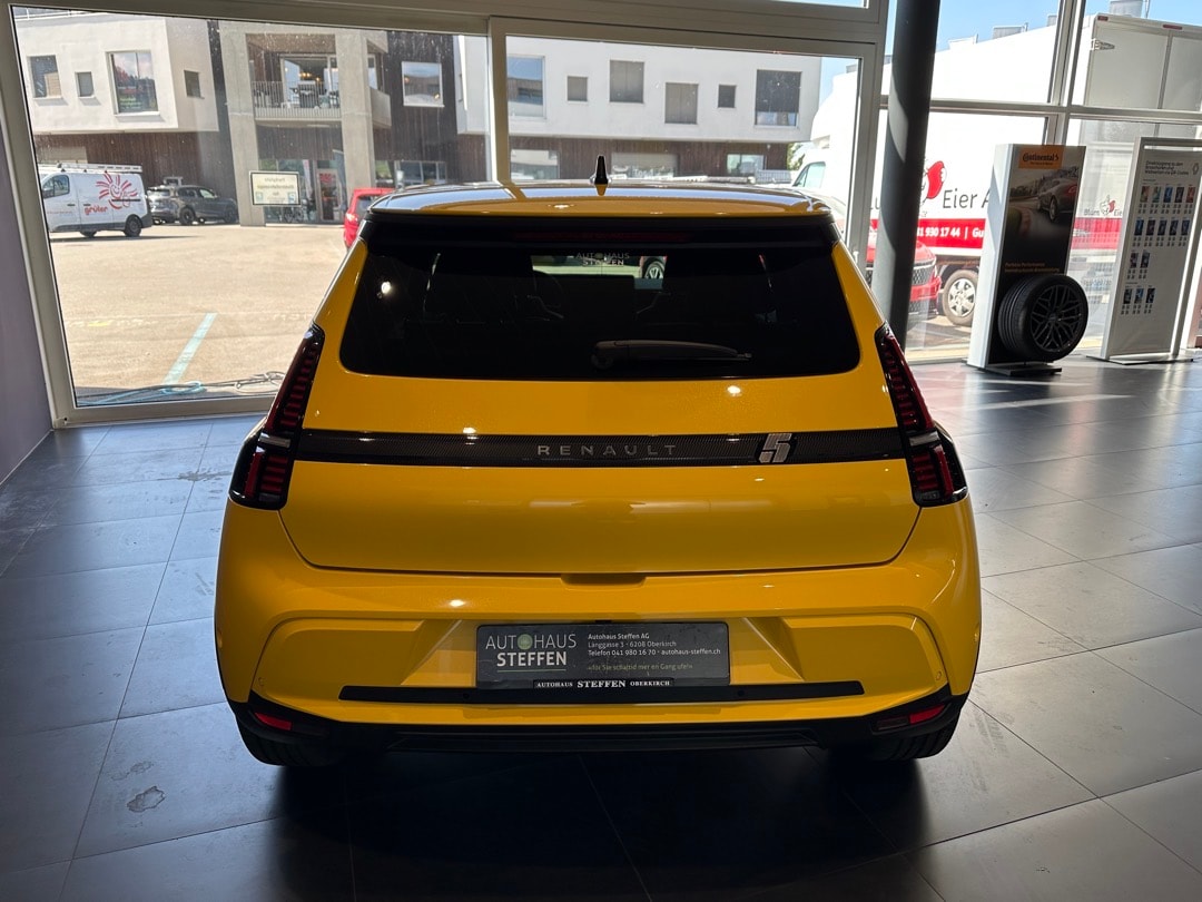 RENAULT R5 E-Tech Comfort Range 52 kWh Techno-image-5