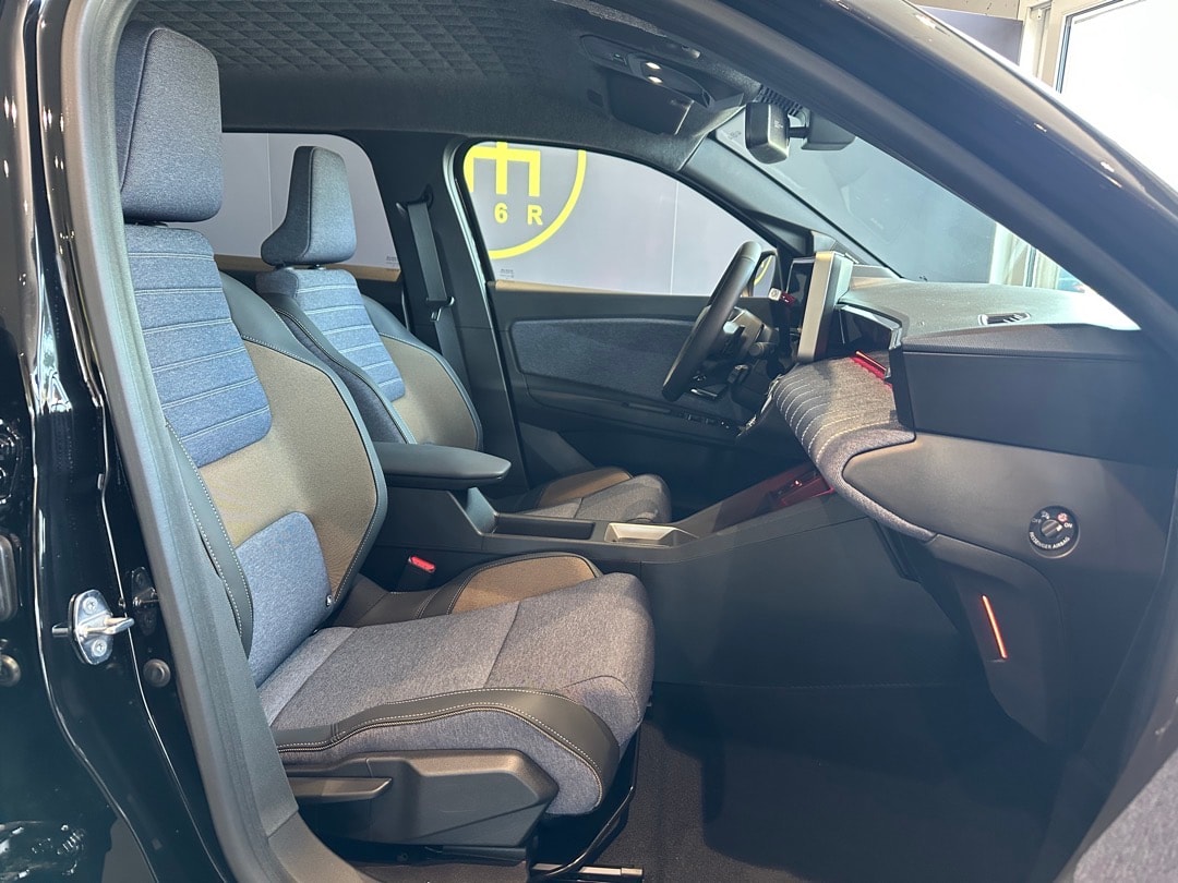 RENAULT R5 E-Tech Comfort Range 52 kWh Techno-image-17