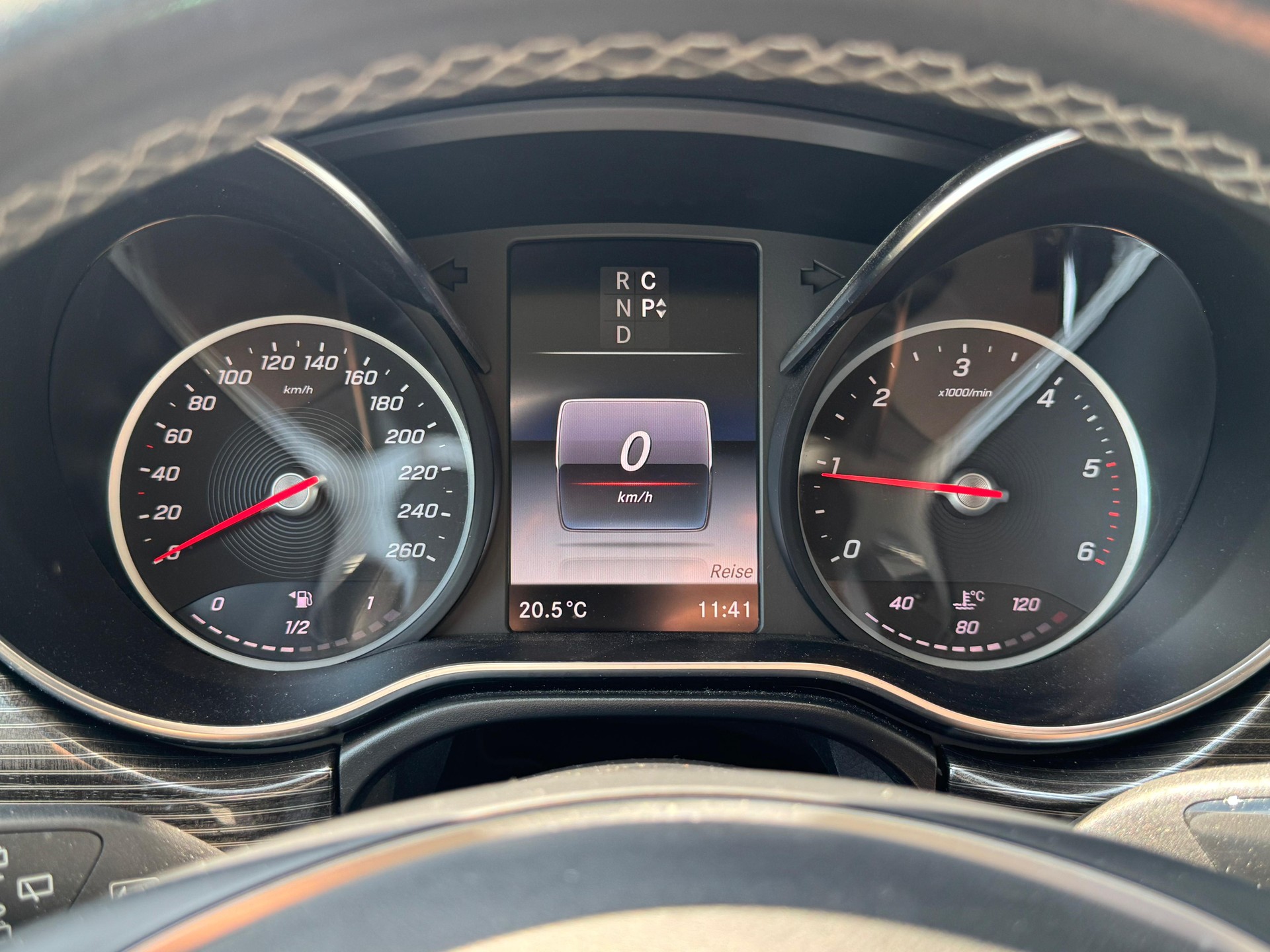 MERCEDES-BENZ V 250 d Edition Lang AMG-Line 7G-Tronic-image-23
