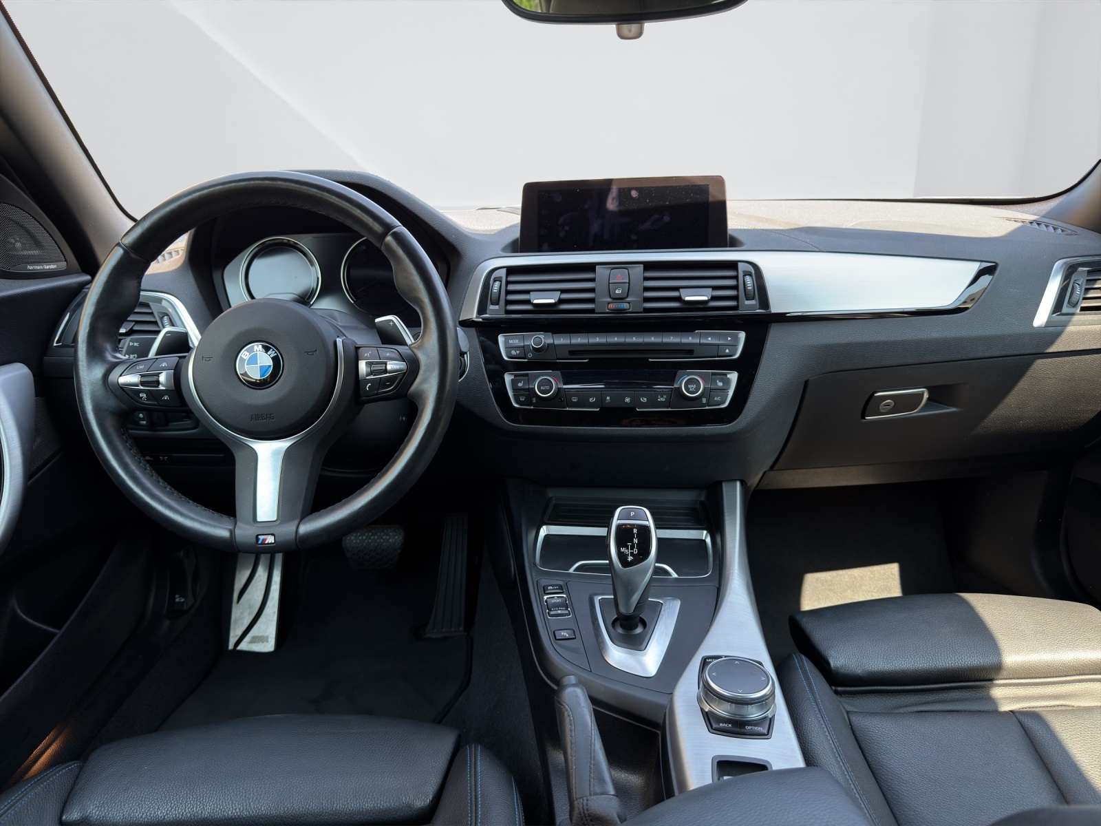 BMW M240i xDrive SAG Cabrio-image-15