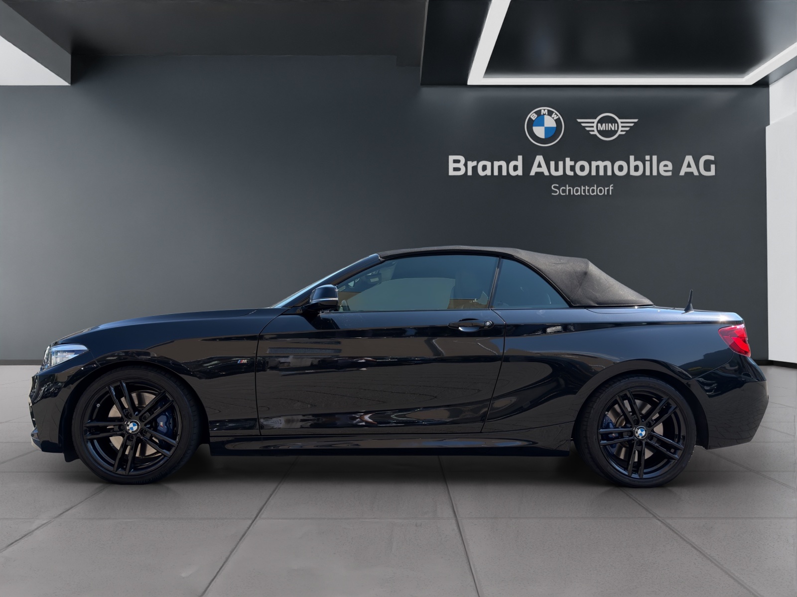 BMW M240i xDrive SAG Cabrio-showroom-element-1
