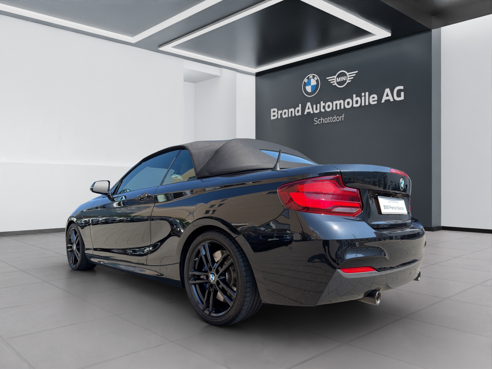 BMW M240i xDrive SAG Cabrio-showroom-element-2