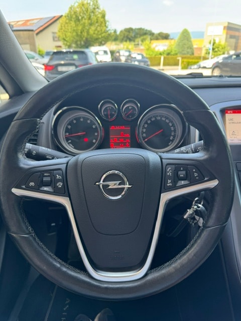 OPEL Astra SportsTourer 1.4i 16V Turbo Automatic-image-10