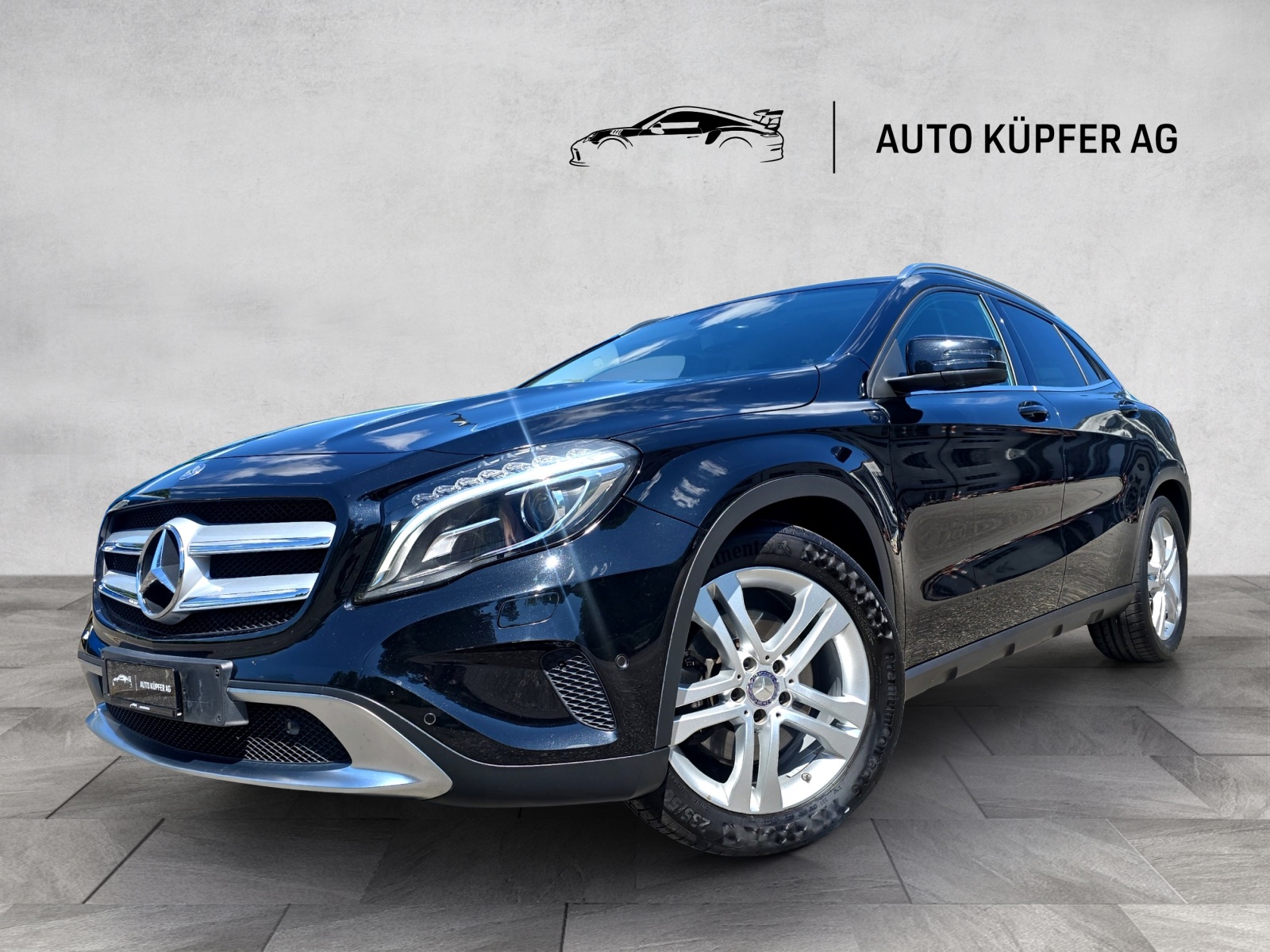 MERCEDES-BENZ GLA 250 Urban 4Matic 7G-DCT