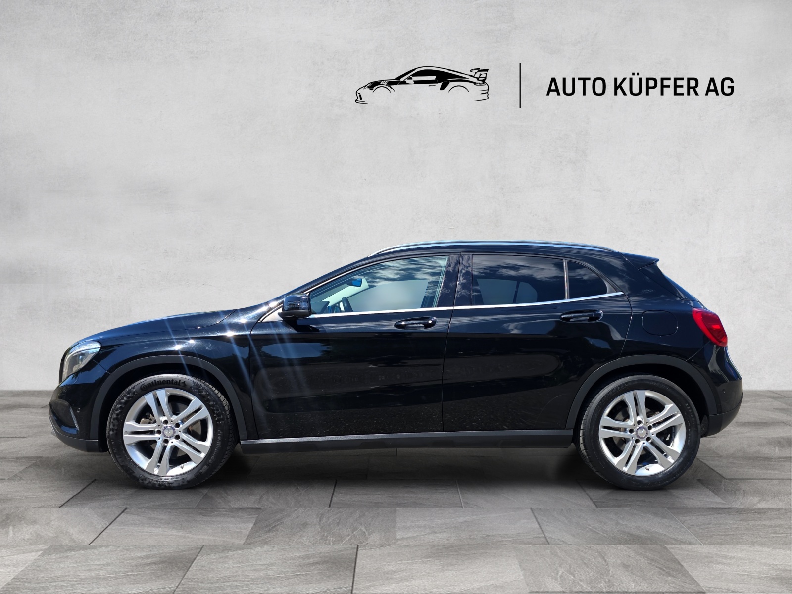 MERCEDES-BENZ GLA 250 Urban 4Matic 7G-DCT-image-4