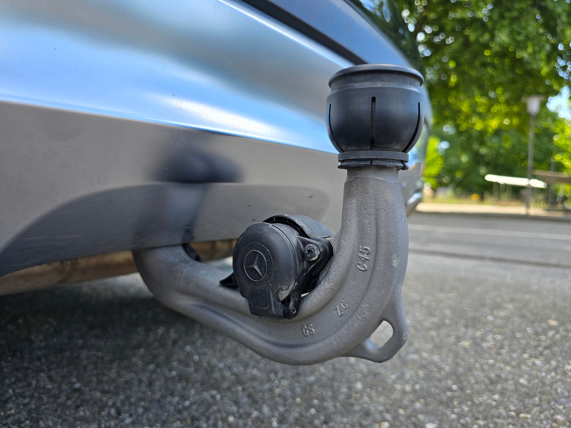 MERCEDES-BENZ GLA 250 Urban 4Matic 7G-DCT-image-24