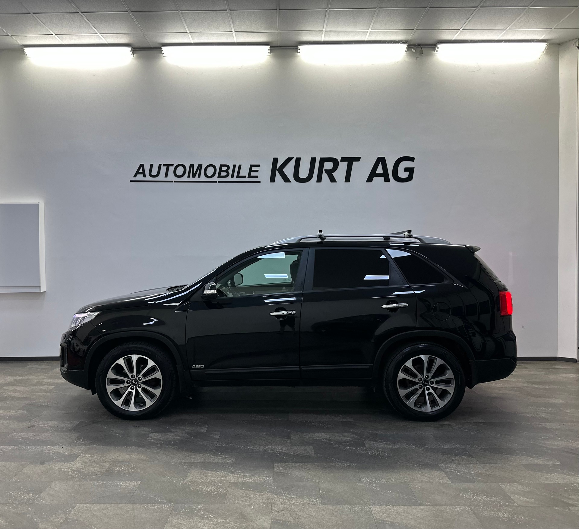 KIA Sorento 2.2 CRDI Style Automatic-showroom-element-2