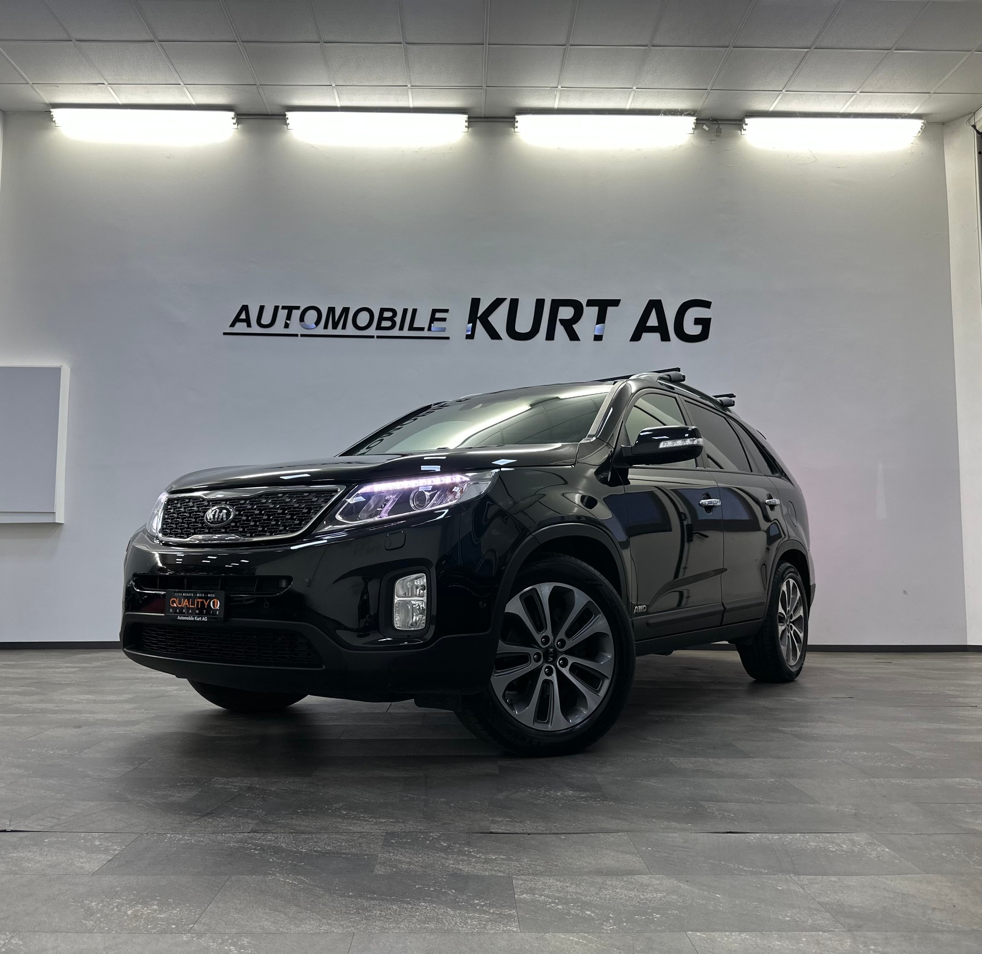 KIA Sorento 2.2 CRDI Style Automatic-showroom-element-1
