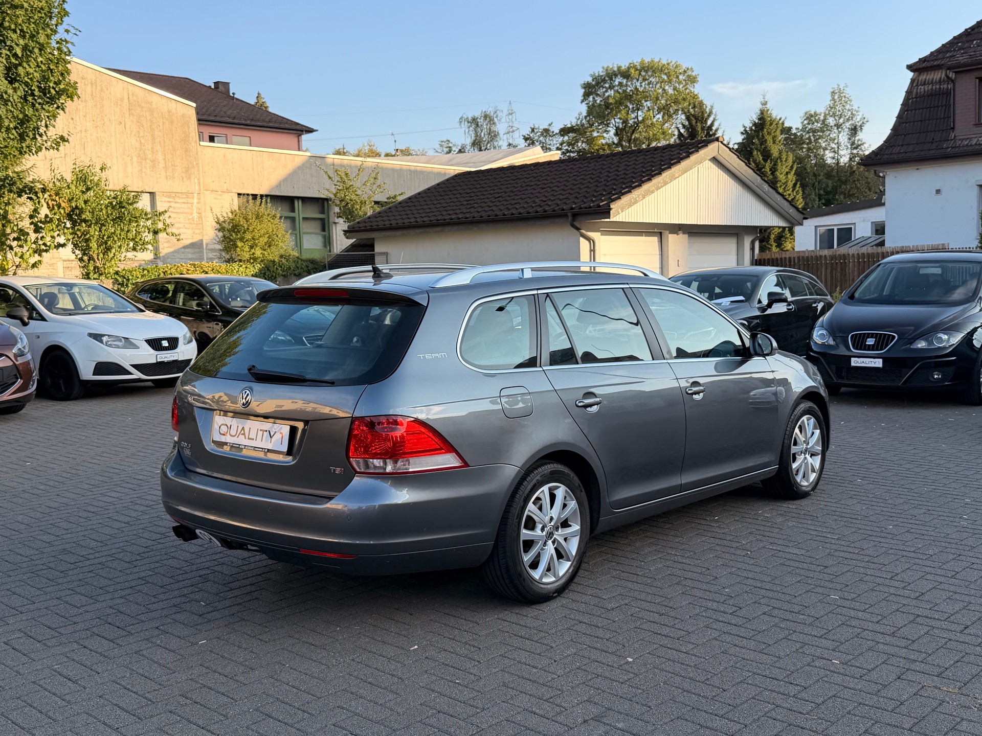 VW Golf Variant 1.4 TSI Team DSG-showroom-element-3