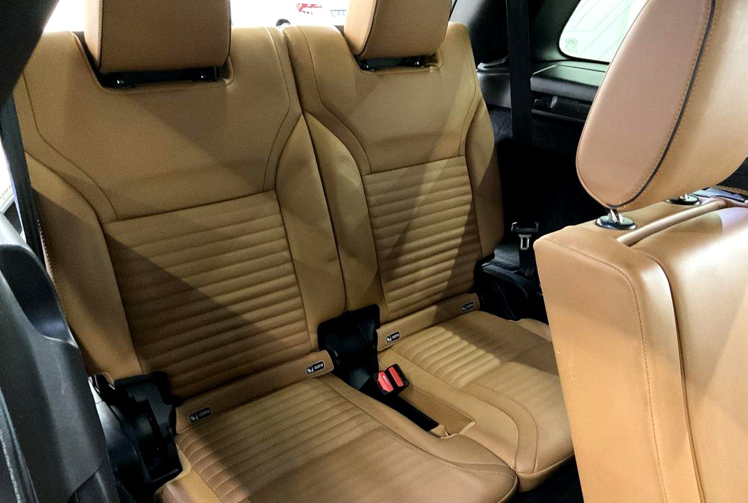 LAND ROVER Discovery 3.0 SDV6 HSE-image-11