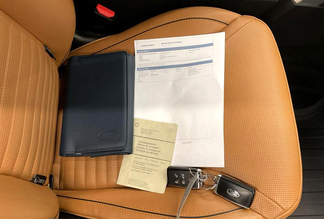 LAND ROVER Discovery 3.0 SDV6 HSE-image-8
