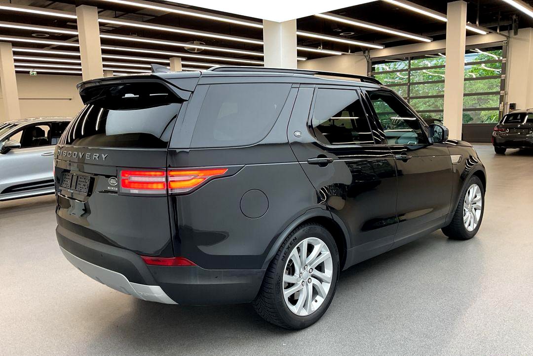 LAND ROVER Discovery 3.0 SDV6 HSE-image-2