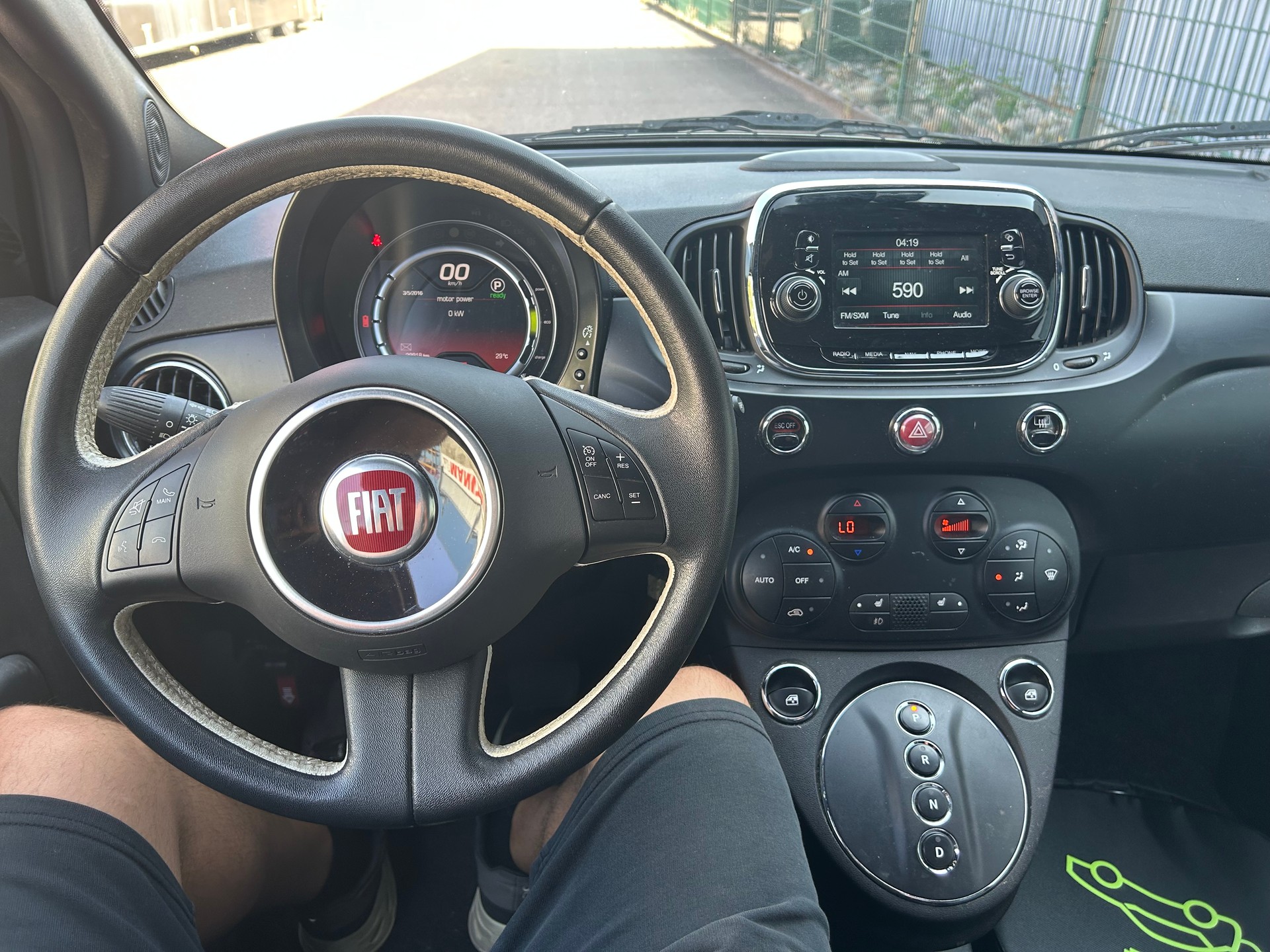 FIAT 500 electric 83 kW Passion-image-6
