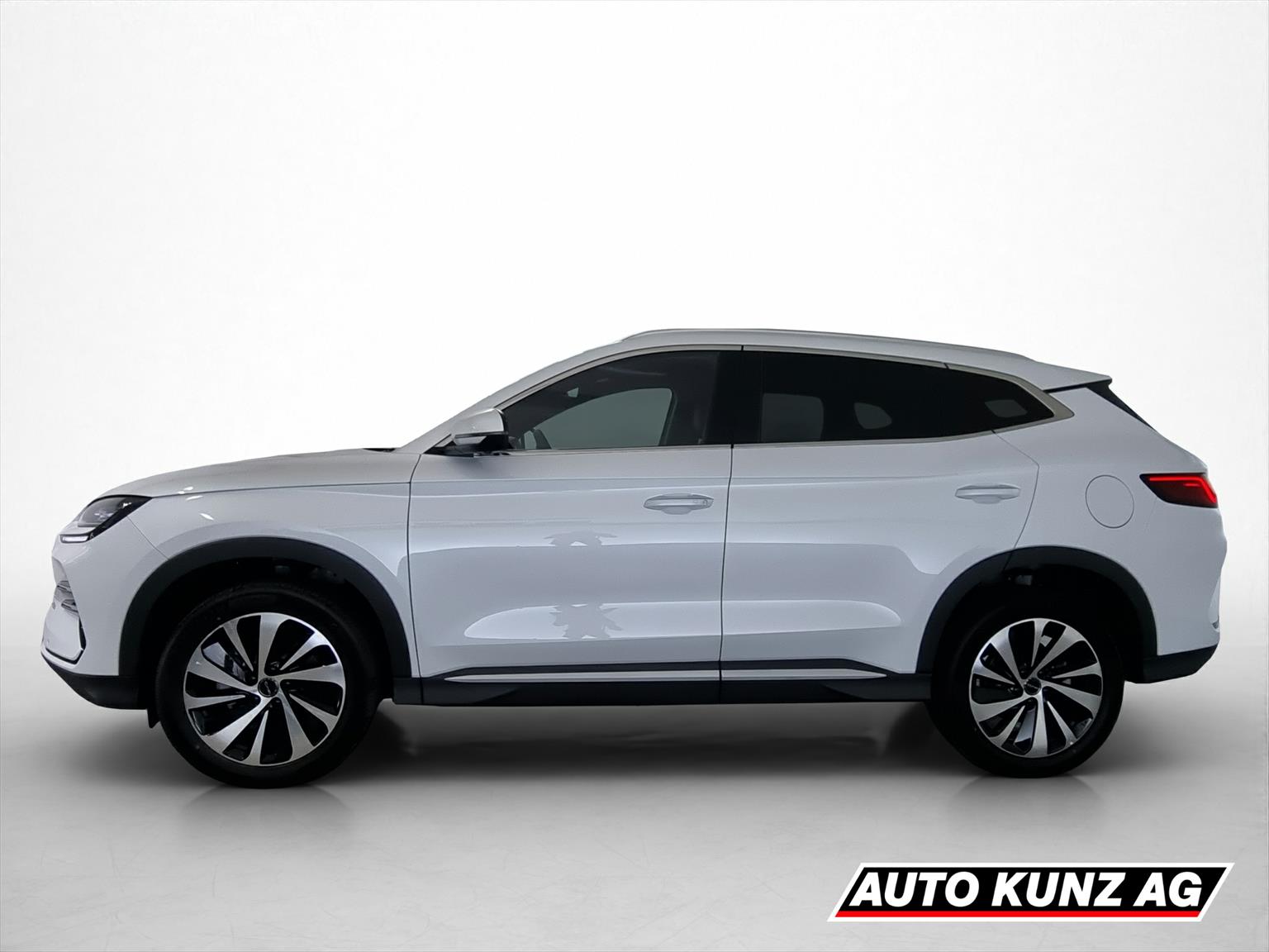BYD Seal U DM-i Boost FWD-showroom-element-2