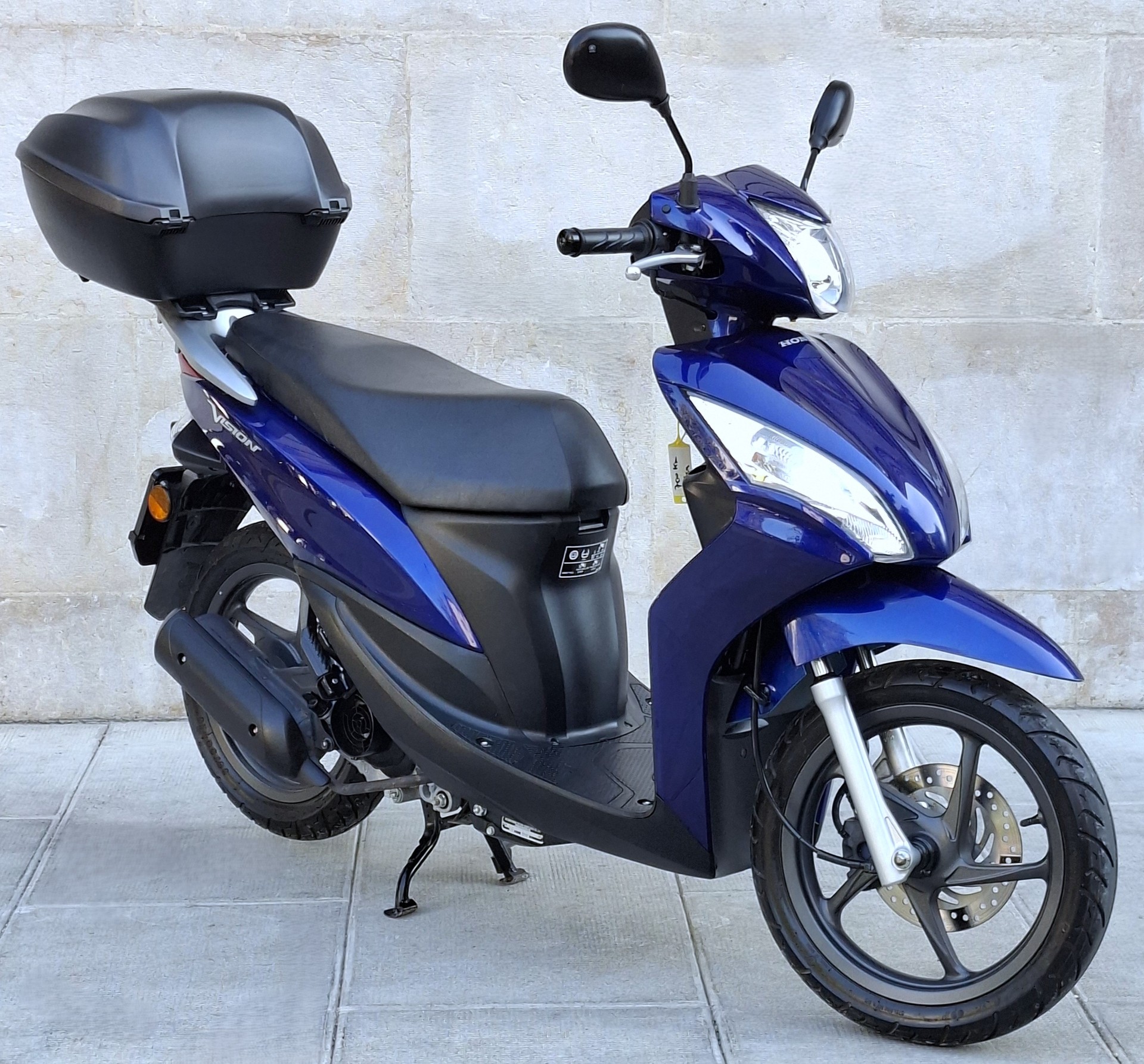 HONDA NSC Vision 50-image-1