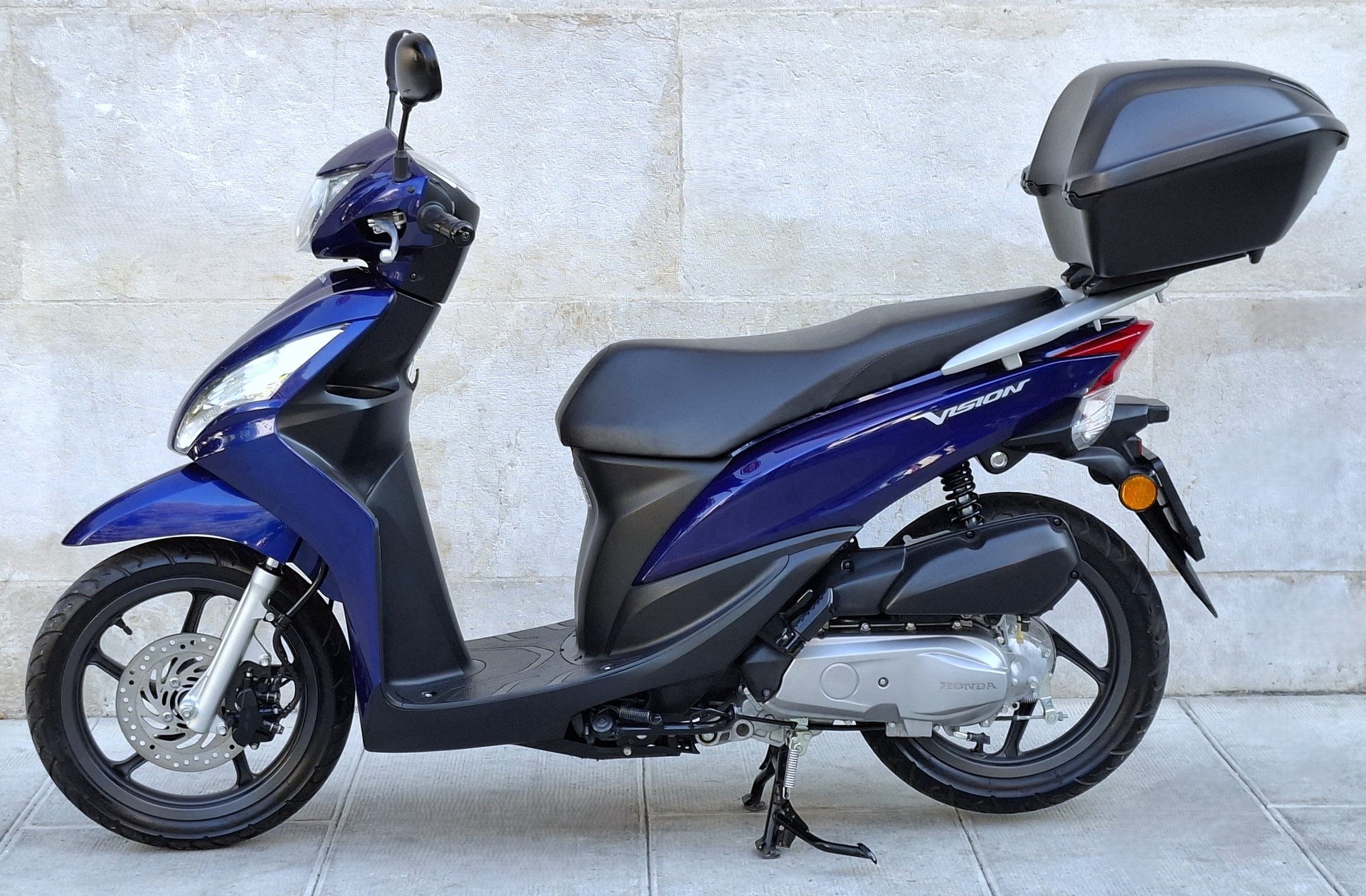 HONDA NSC Vision 50-image-2