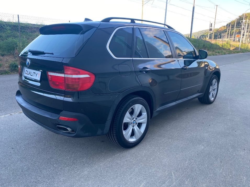 BMW X5 xDrive 48i (4.8i) Steptronic-showroom-element-2
