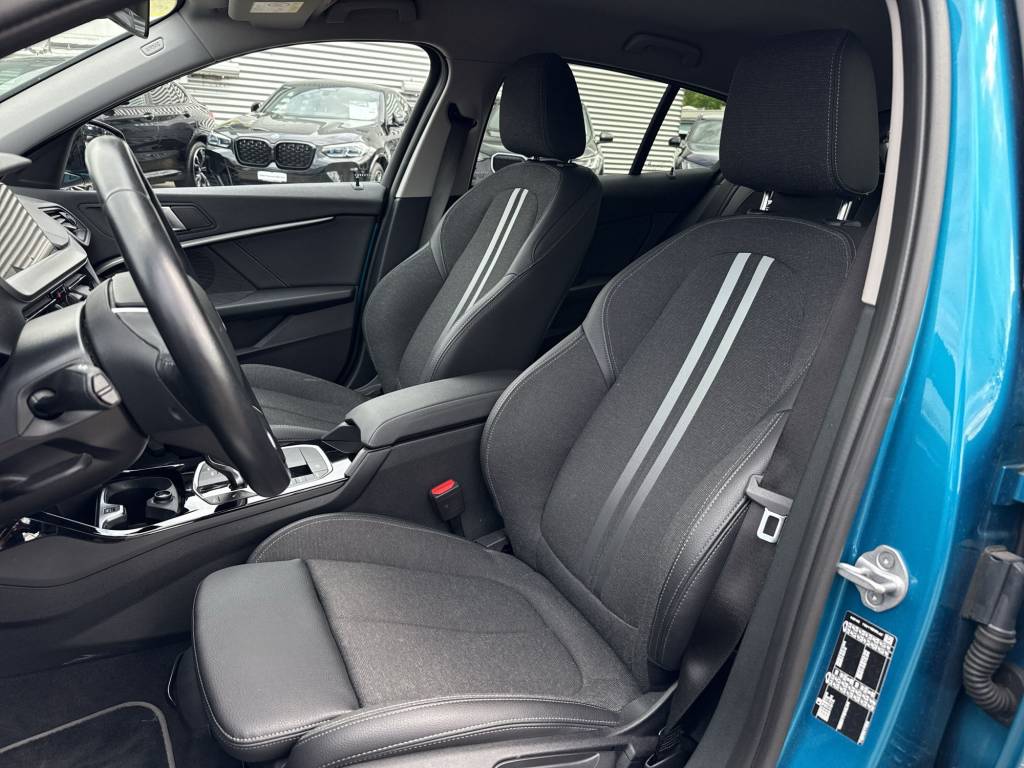 BMW 118i Sport Line Steptronic-image-10