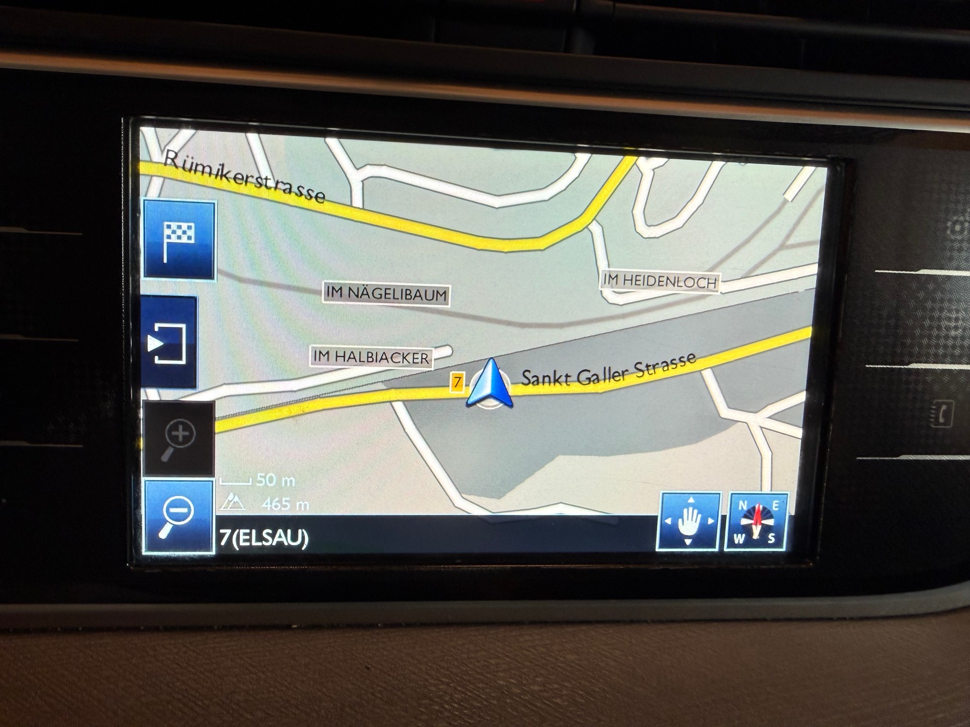 CITROEN C4 Picasso 1.6 e-HDi Intensive ETG6-image-12