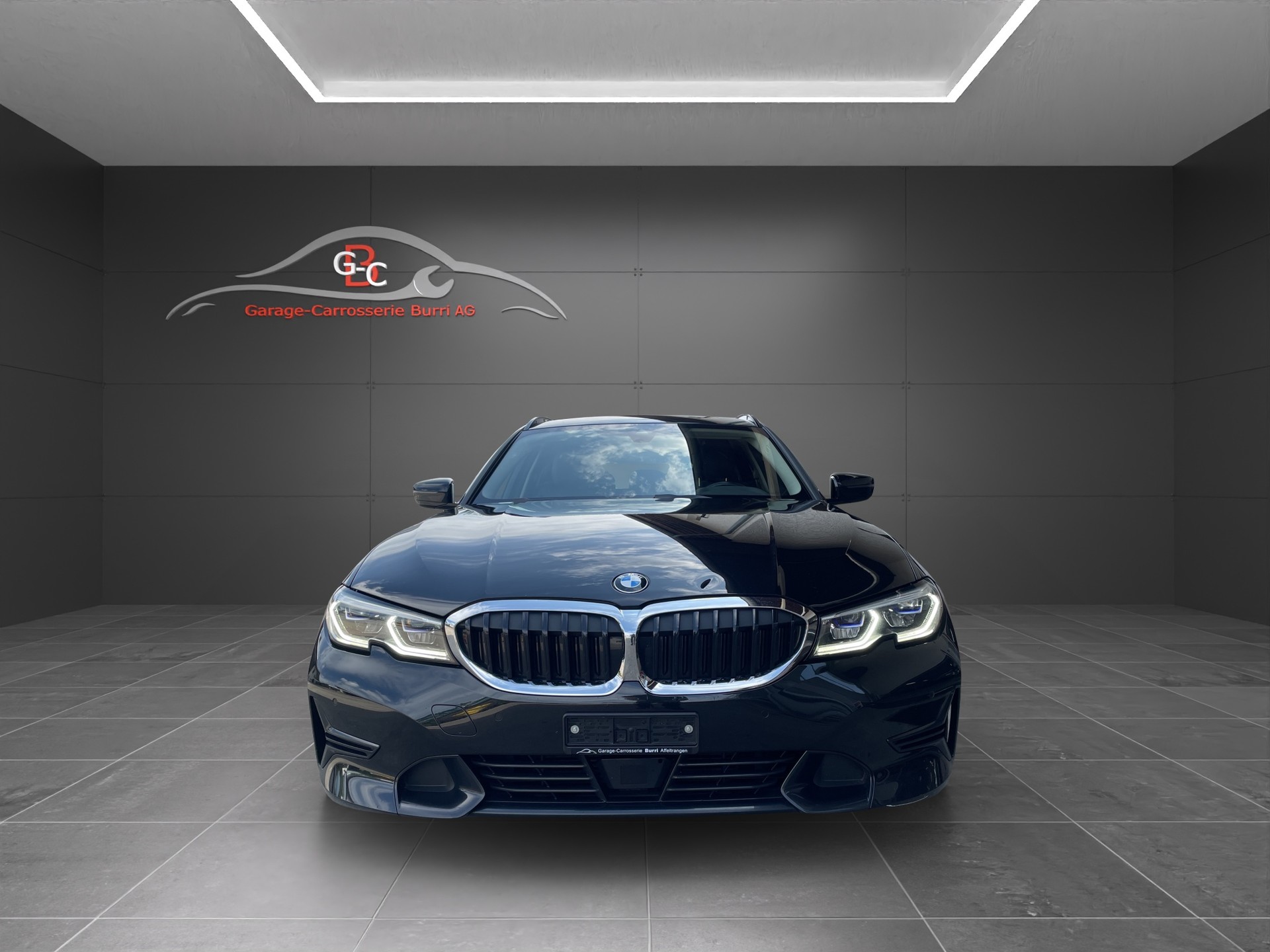 BMW 320d xDrive 48V Touring Sport Line Steptronic-image-1