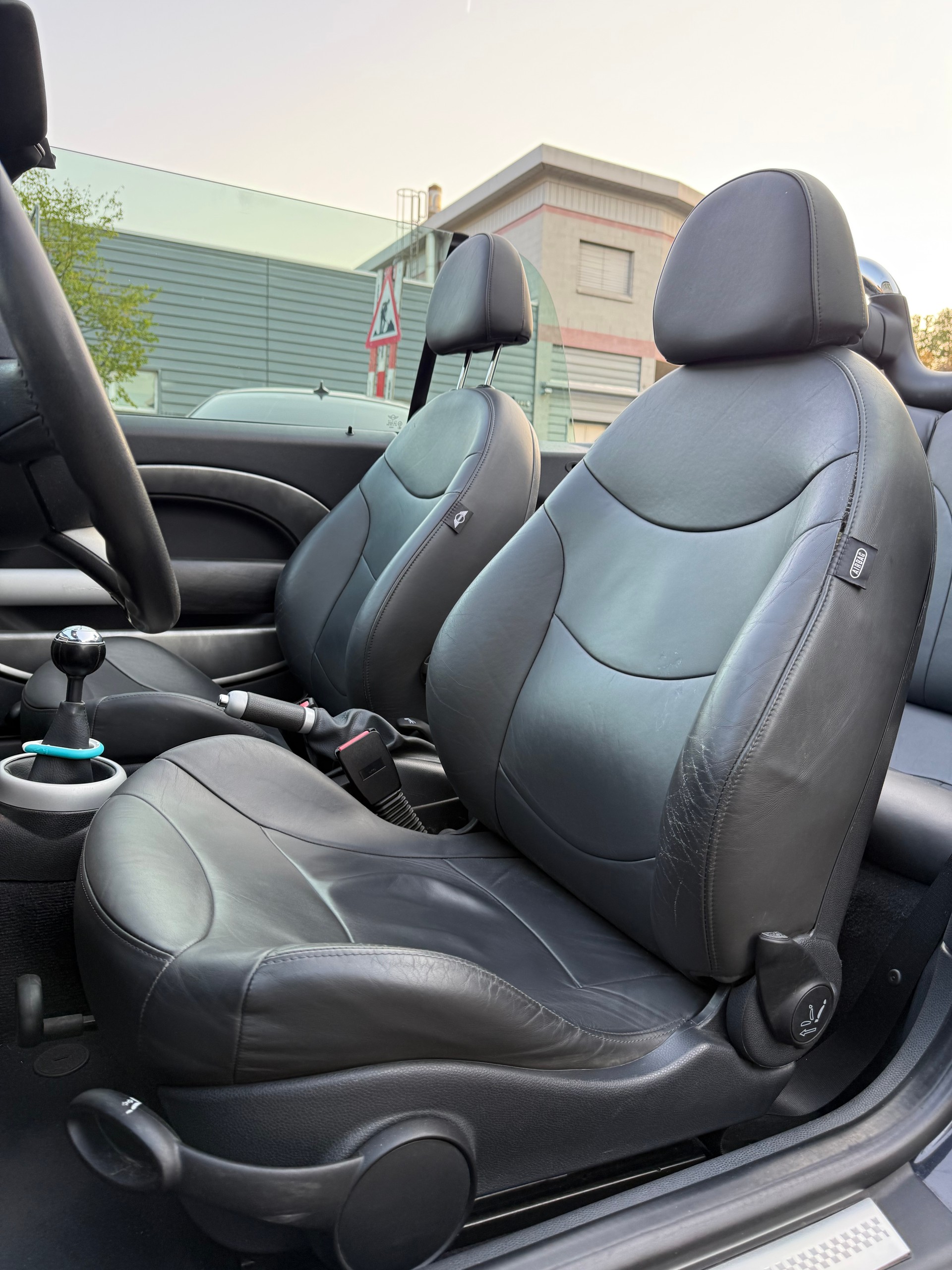 MINI Cooper S Cabriolet-image-8