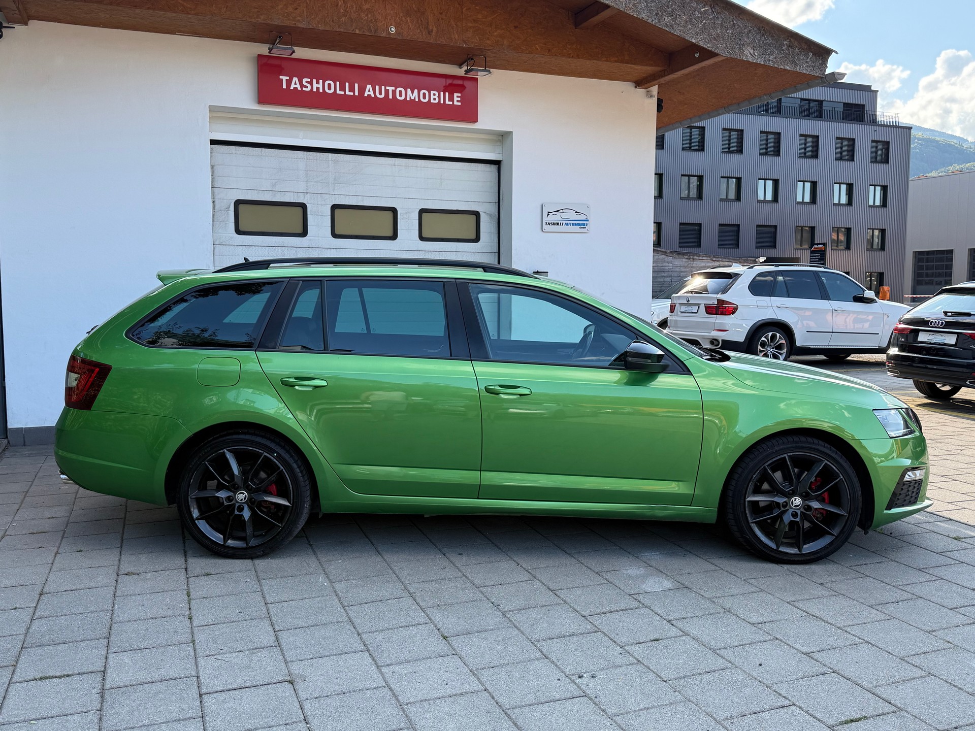 SKODA Octavia Combi 2.0 TDI RS 4x4 DSG-image-7