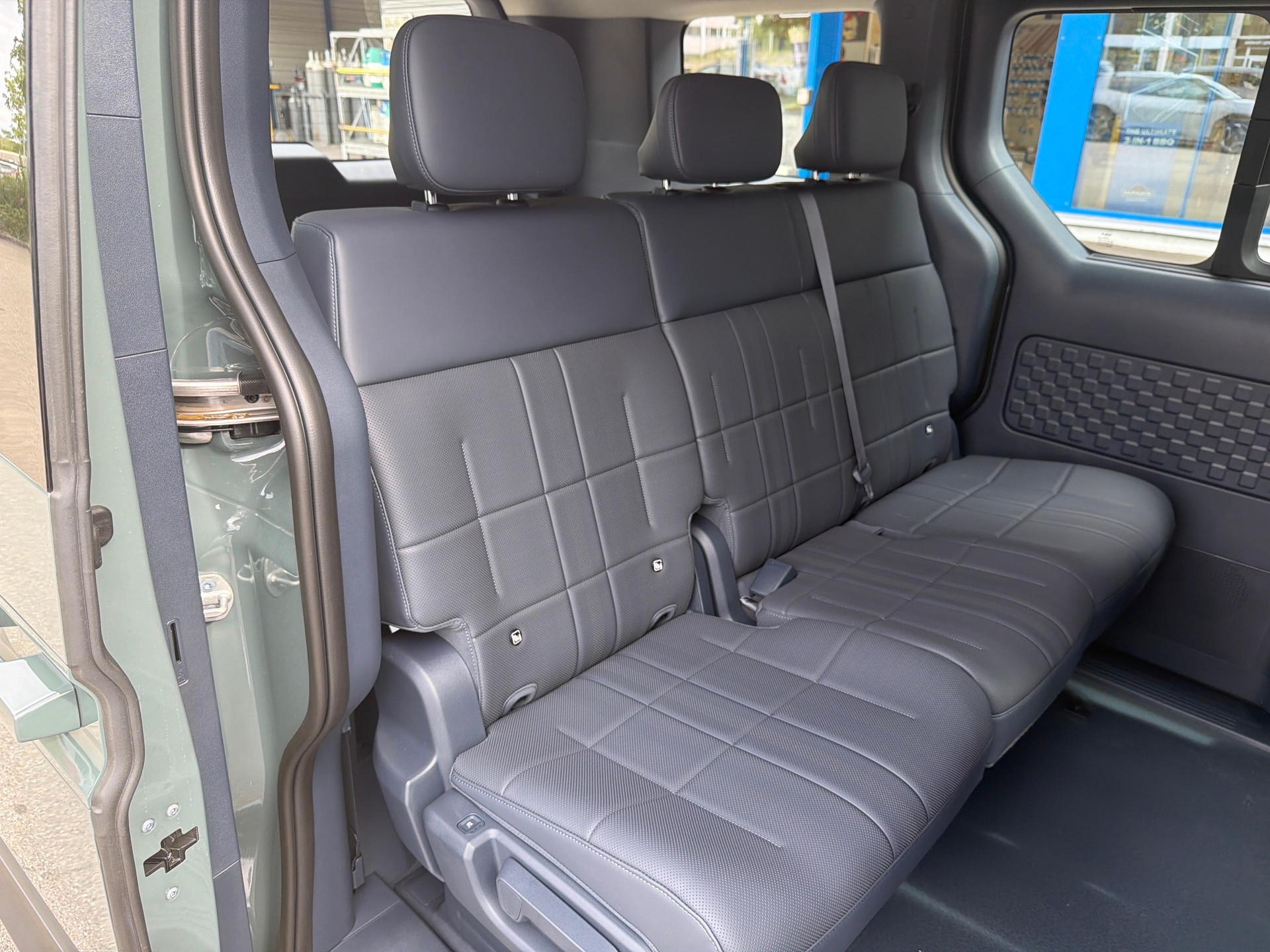 KIA PV5 Passenger 71.2 kWh Elite-image-10