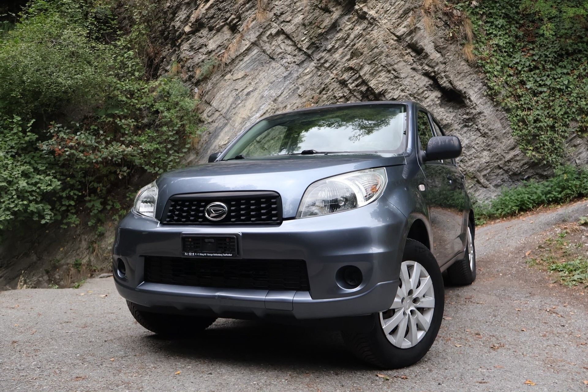 DAIHATSU Terios 1.5 16V 4Seasons 4WD Automatic-image-4
