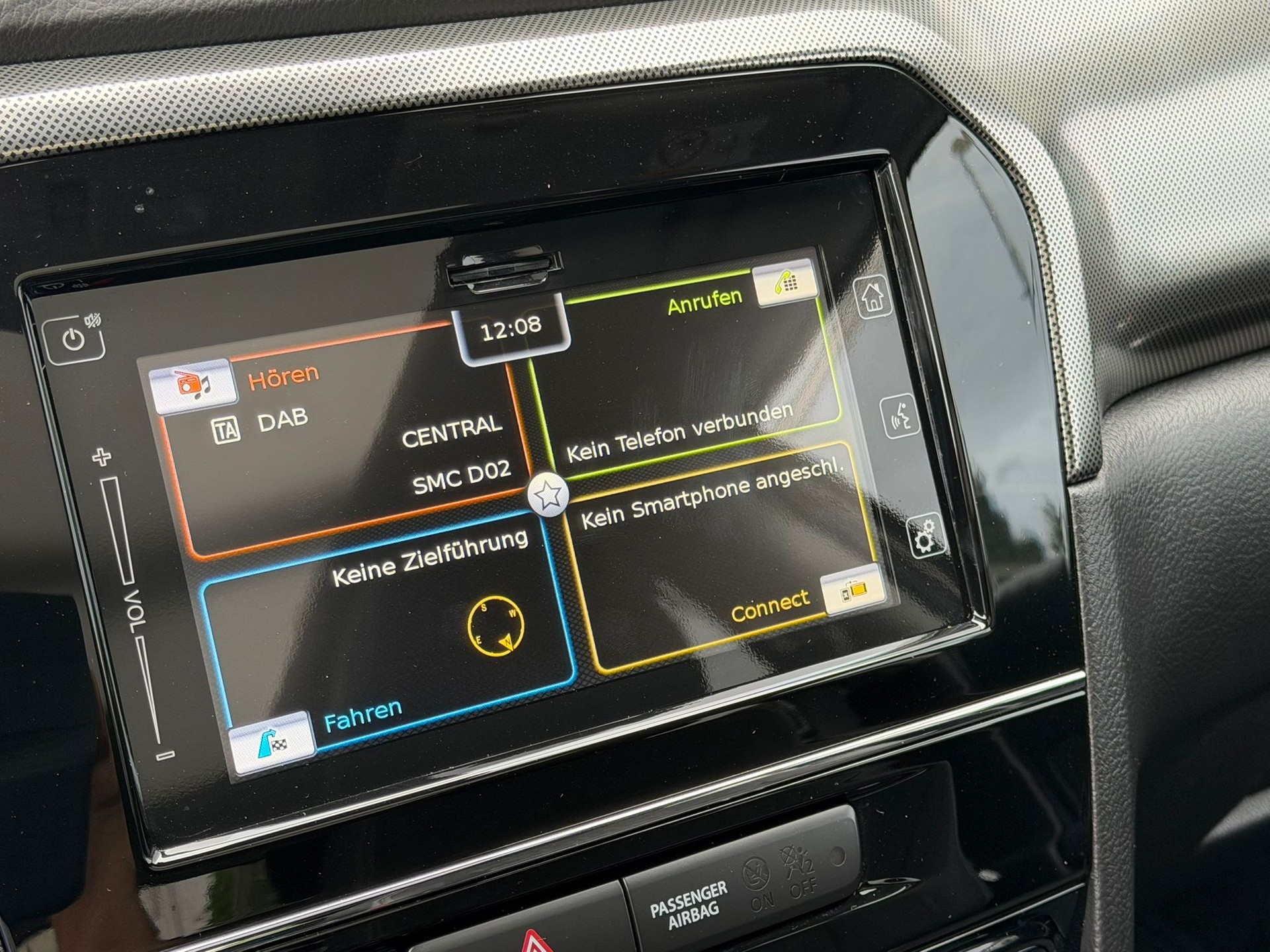 SUZUKI Vitara 1.5 Hybrid Edition 35 4x4 AGS-image-13