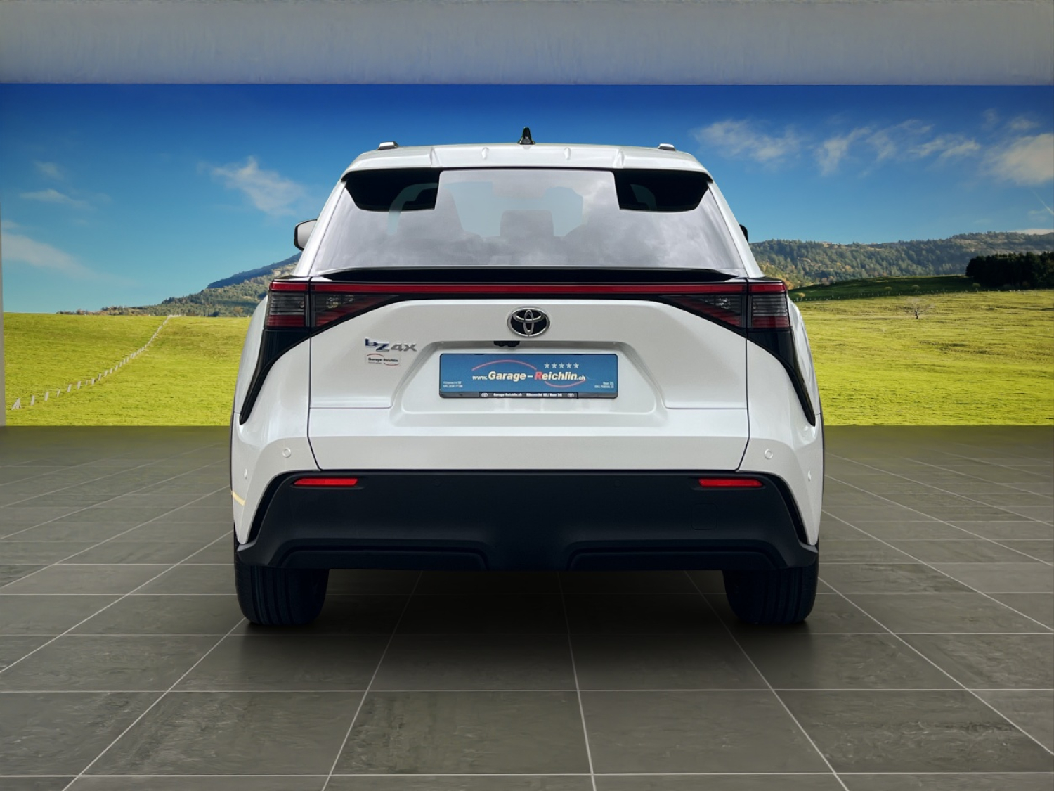 TOYOTA bZ4X Premium AWD-showroom-element-3
