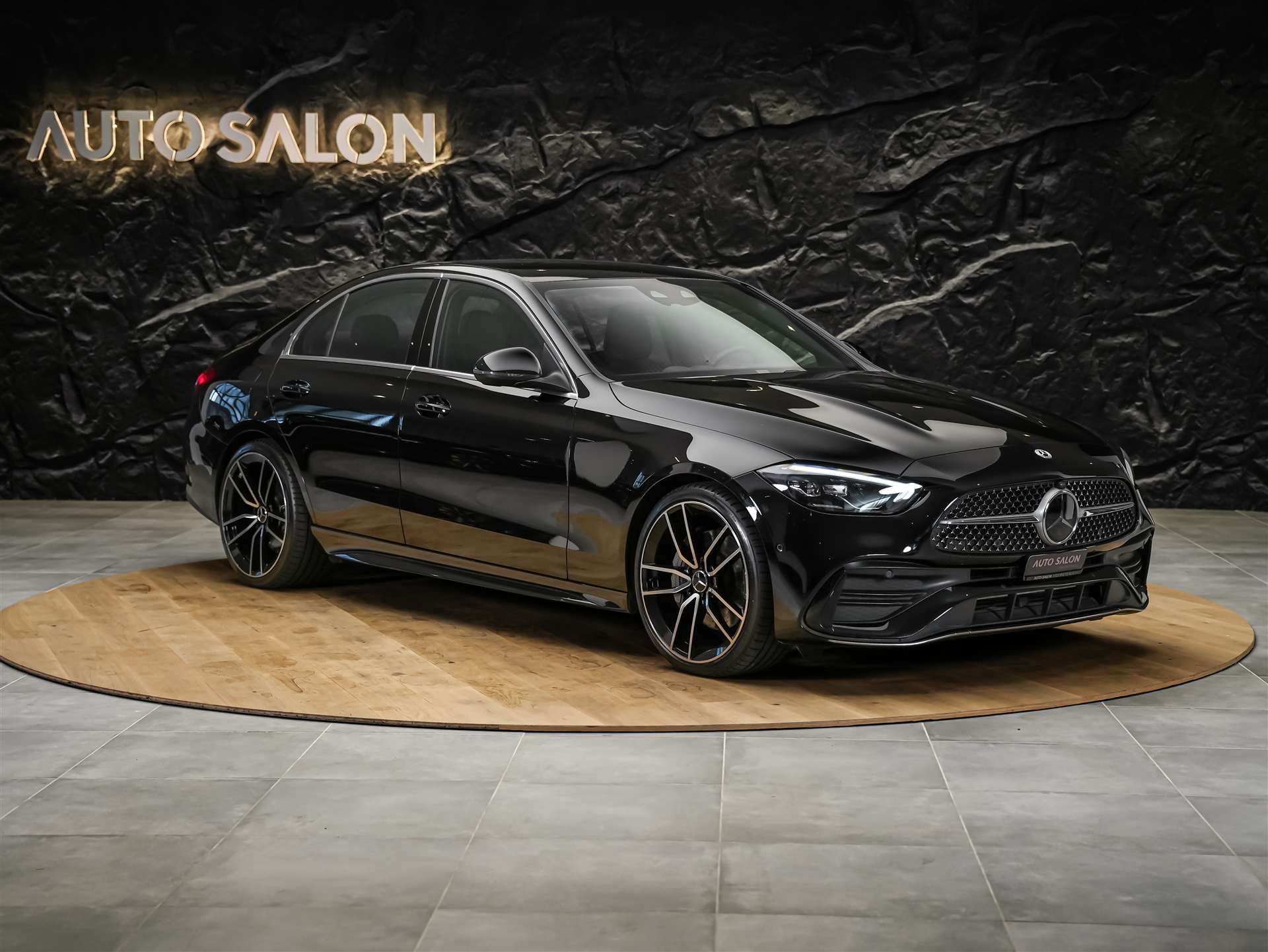 MERCEDES-BENZ C 300 d AMG Line *20" Felgen*Abstandsregler*AHK*-image-6