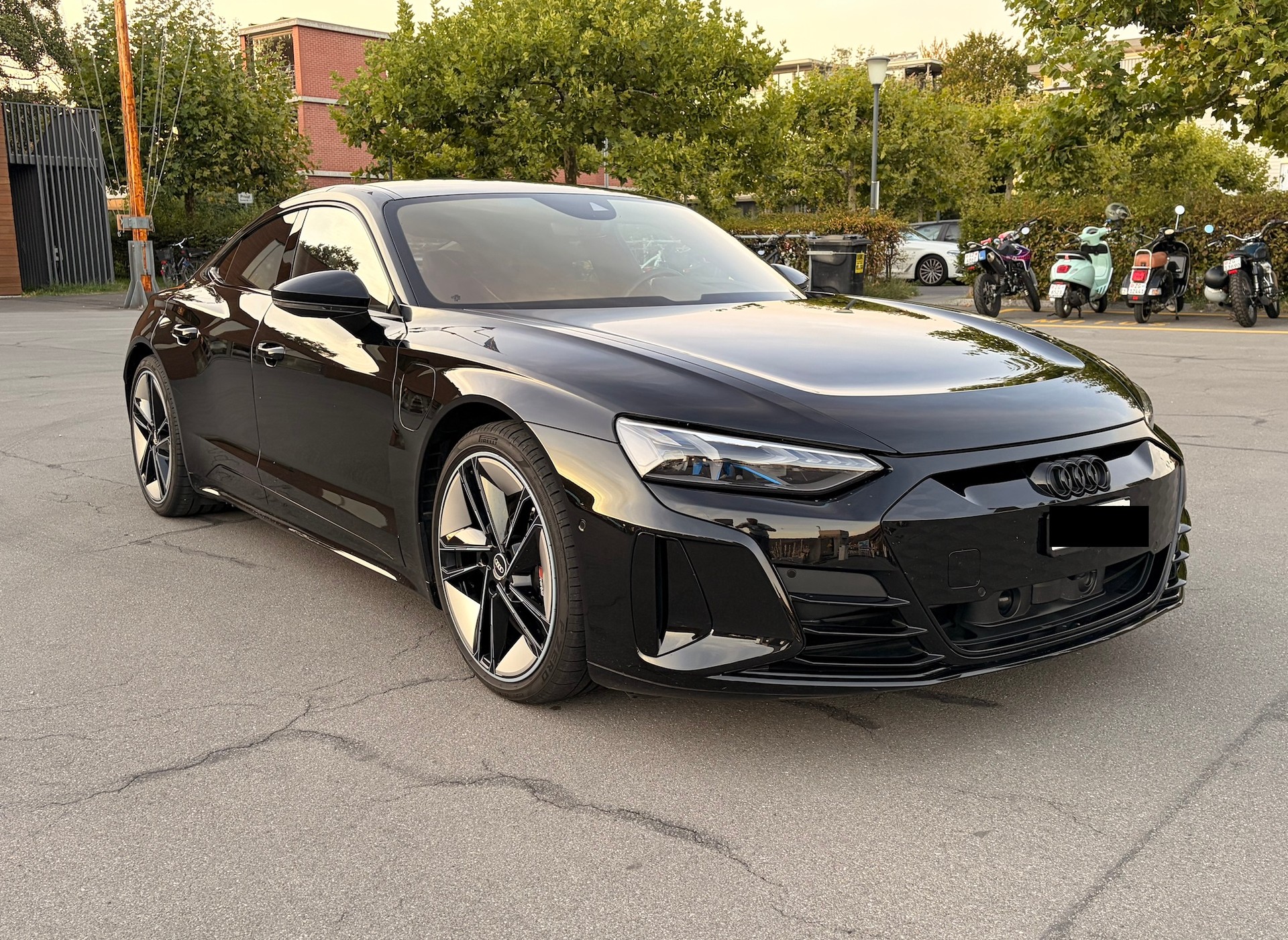AUDI RS e-tron GT