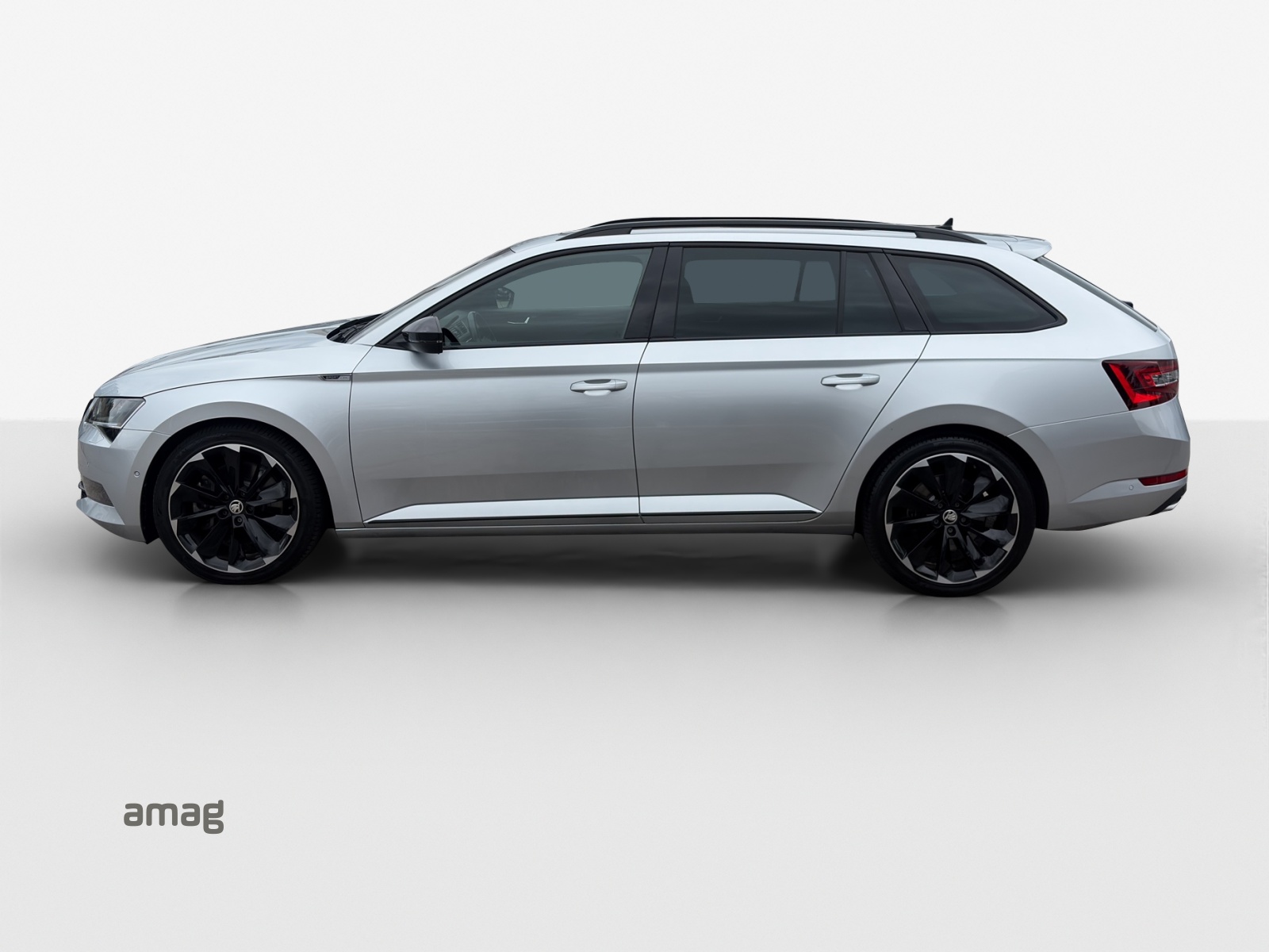 SKODA Superb Combi 2.0 TSI SportLine+ DSG 4x4-showroom-element-1