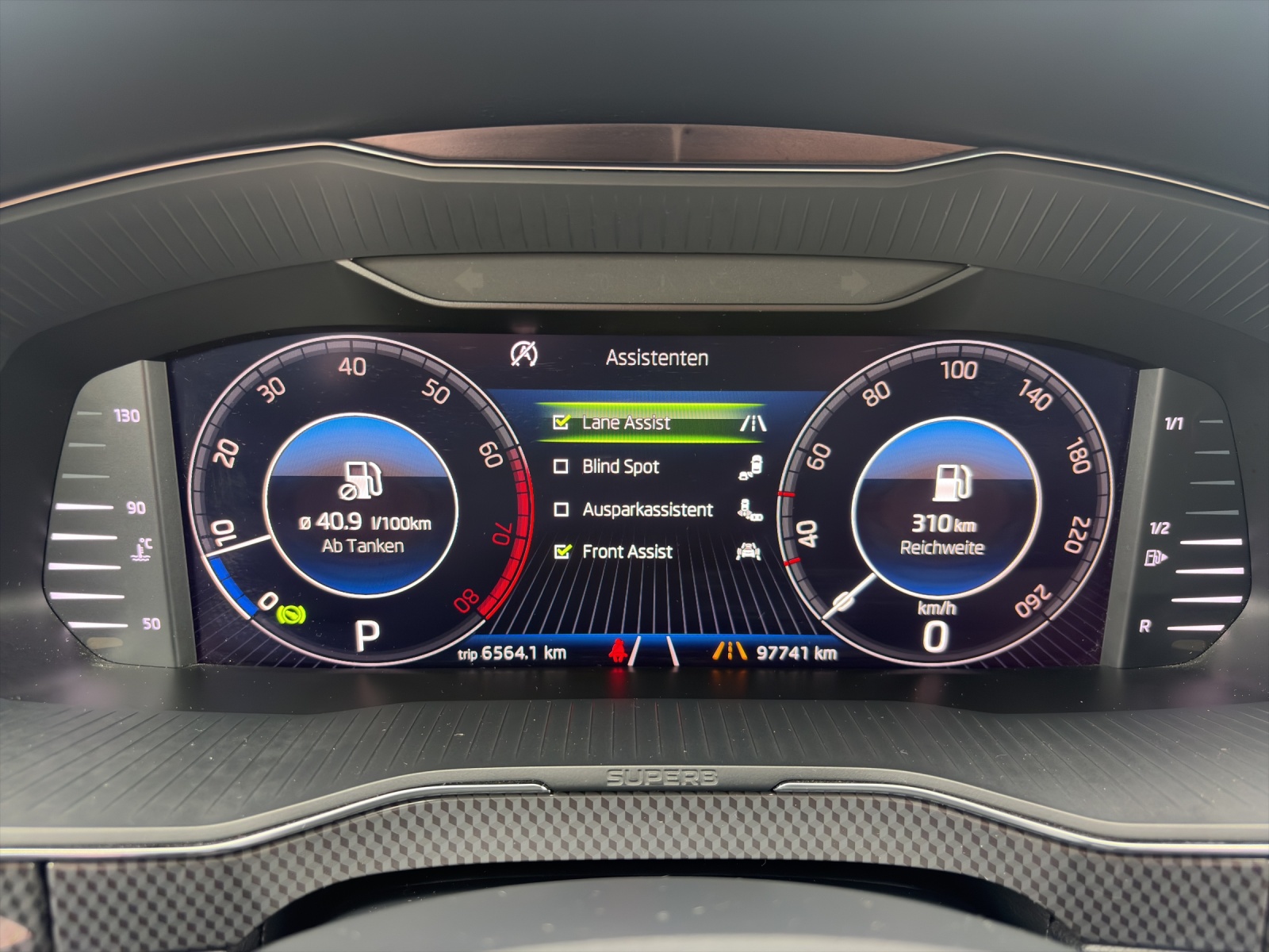 SKODA Superb Combi 2.0 TSI SportLine+ DSG 4x4-image-14