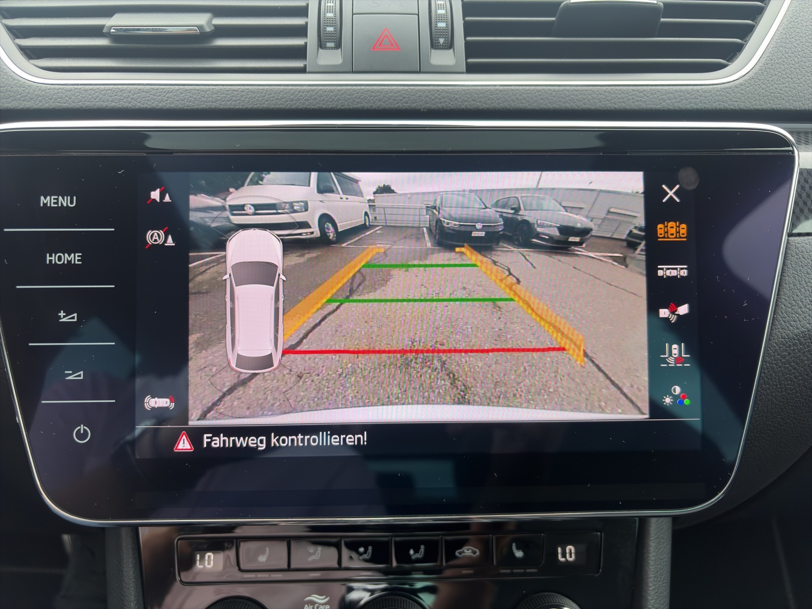 SKODA Superb Combi 2.0 TSI SportLine+ DSG 4x4-image-15